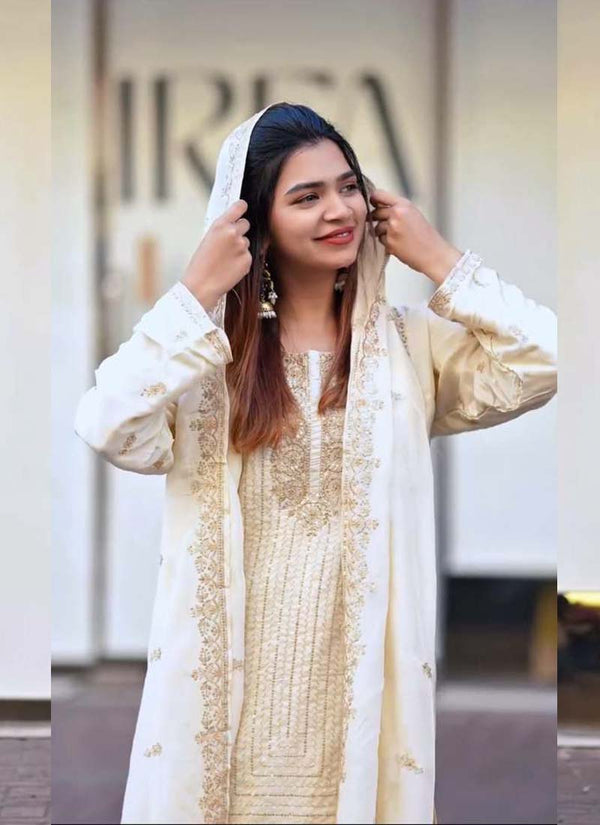 Prazu Fashion White Georgette Embroidered Salwar Suit