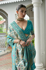 Thumbnail for Vishnu Weaves Women's Sea-Green Banarasi Silk Patola Zari Woven Saree with Blouse