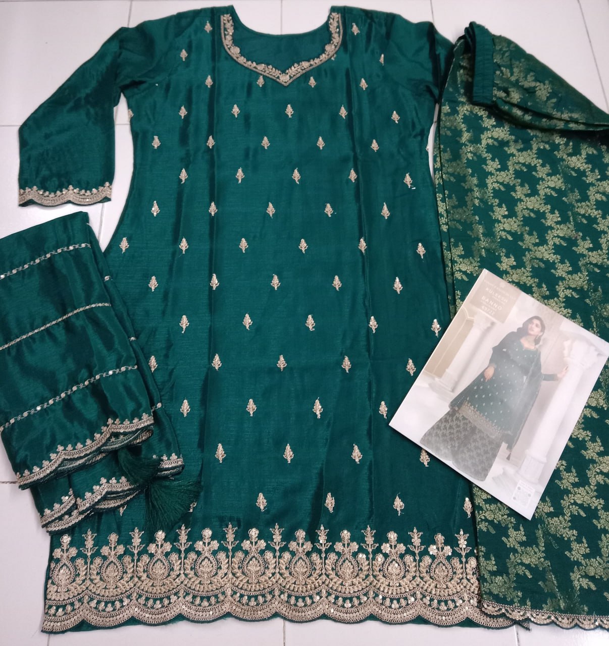 Aarshi Fashions Peacock Green Jacquard Silk Full Stitched Palazzo Sets