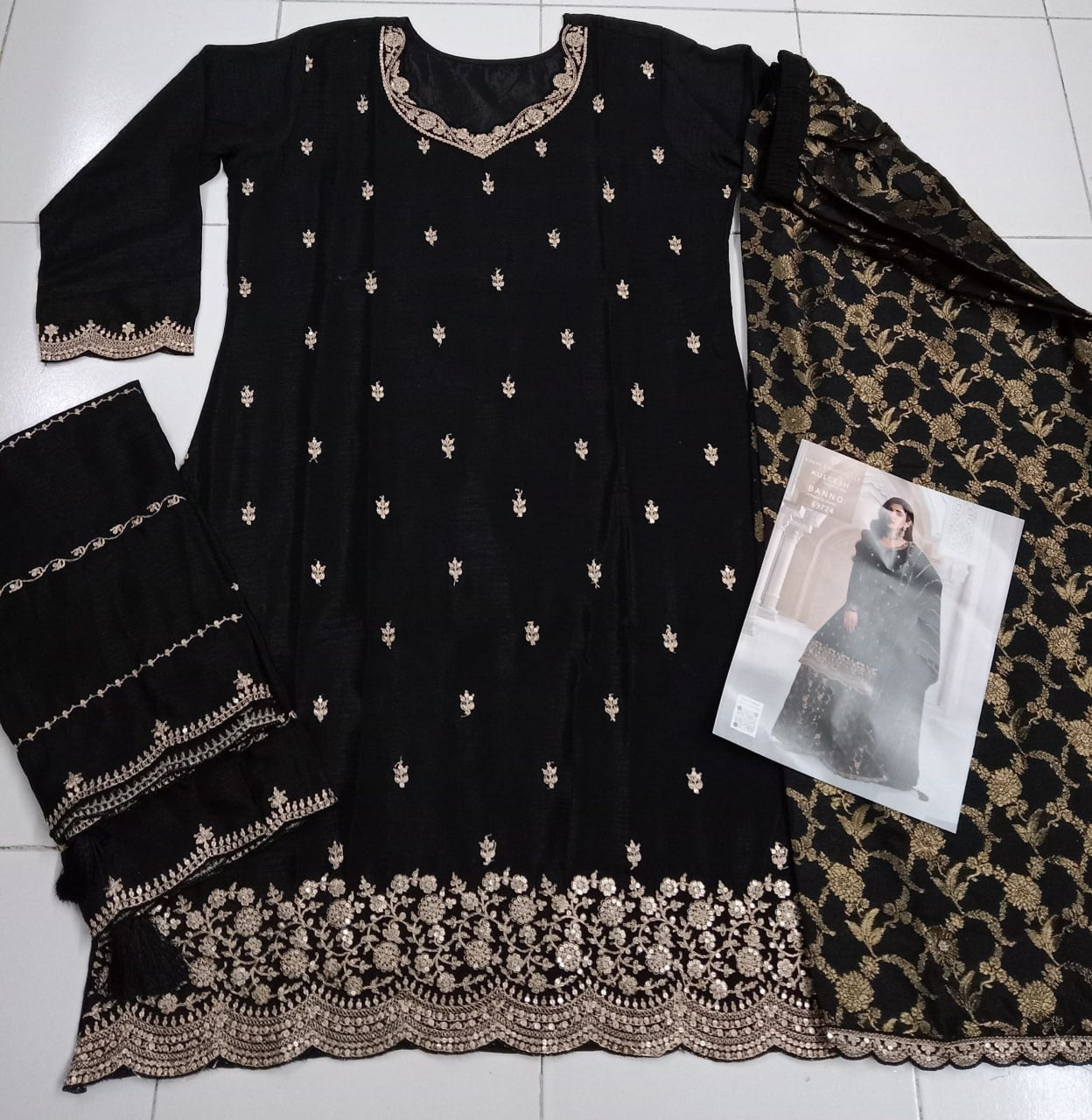 Aarshi Fashions Black Green Jacquard Silk Full Stitched Palazzo Sets