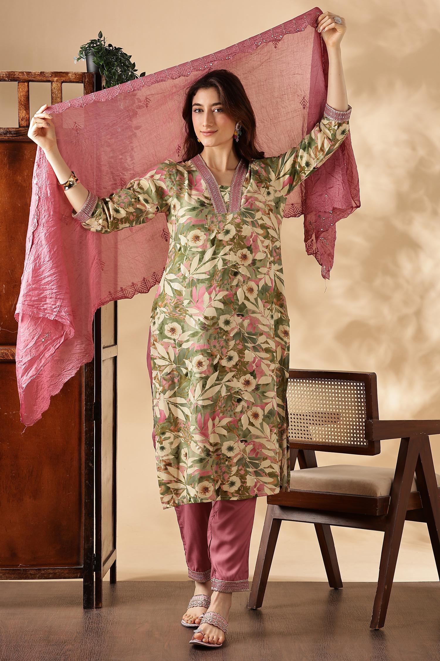 BulBul Aafiya Green Rayon Kurta Set with Dupatta