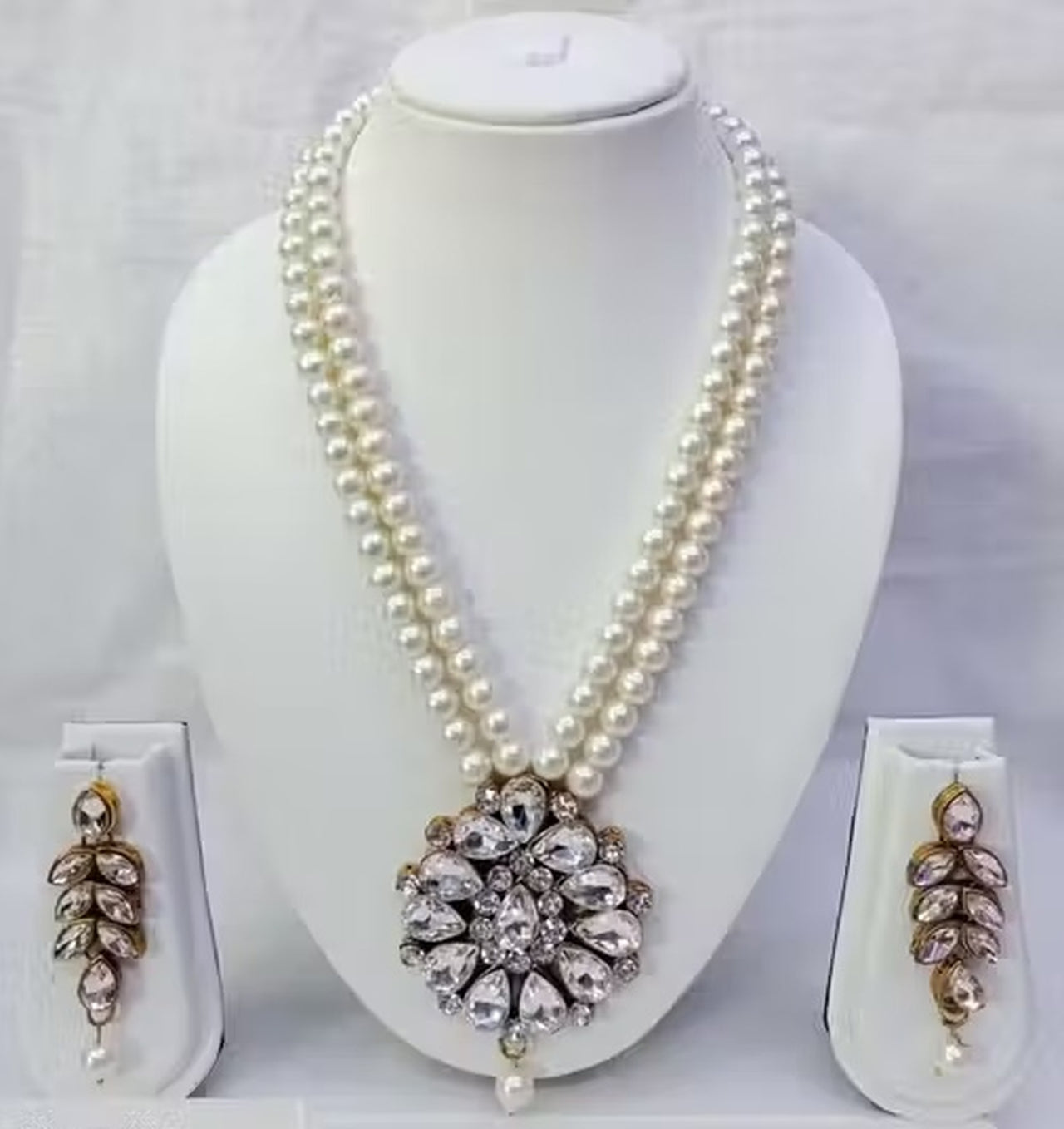 Jewel City Traditional Handcrafted Ethnic White Beaded Necklace Set with Gold-Plated Finish & Studded Stones  - Distacart