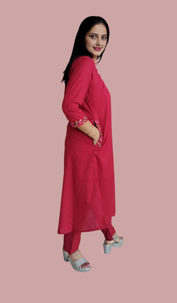 Jaitra Apparels Women Embroidered Pure Cotton Kurta Pant Set(Red)