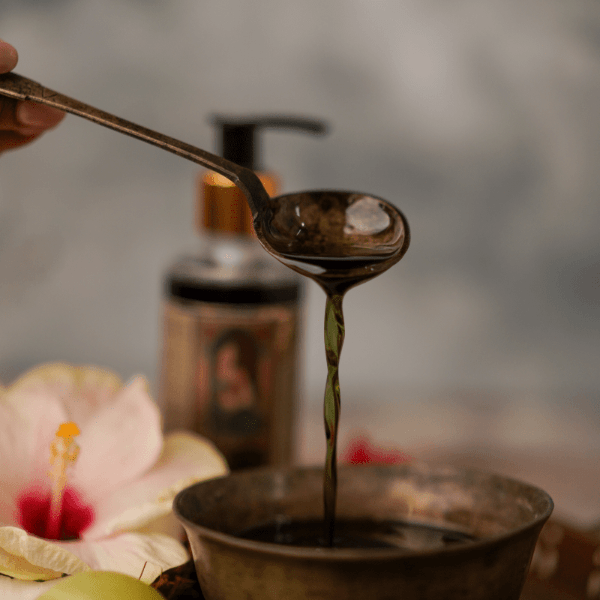 Haappyherbs Bhringraj Herb Enriched Hair Oil