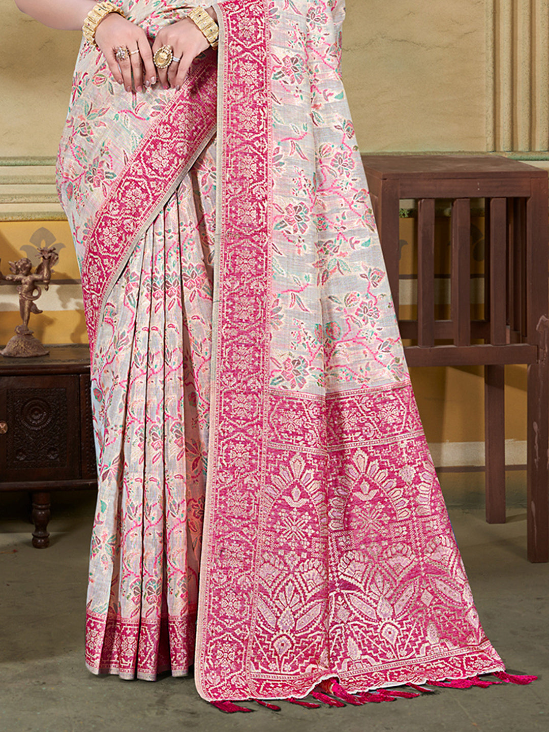 Sangam Prints Cream Cotton Silk With Meena Woven Work Traditional Saree