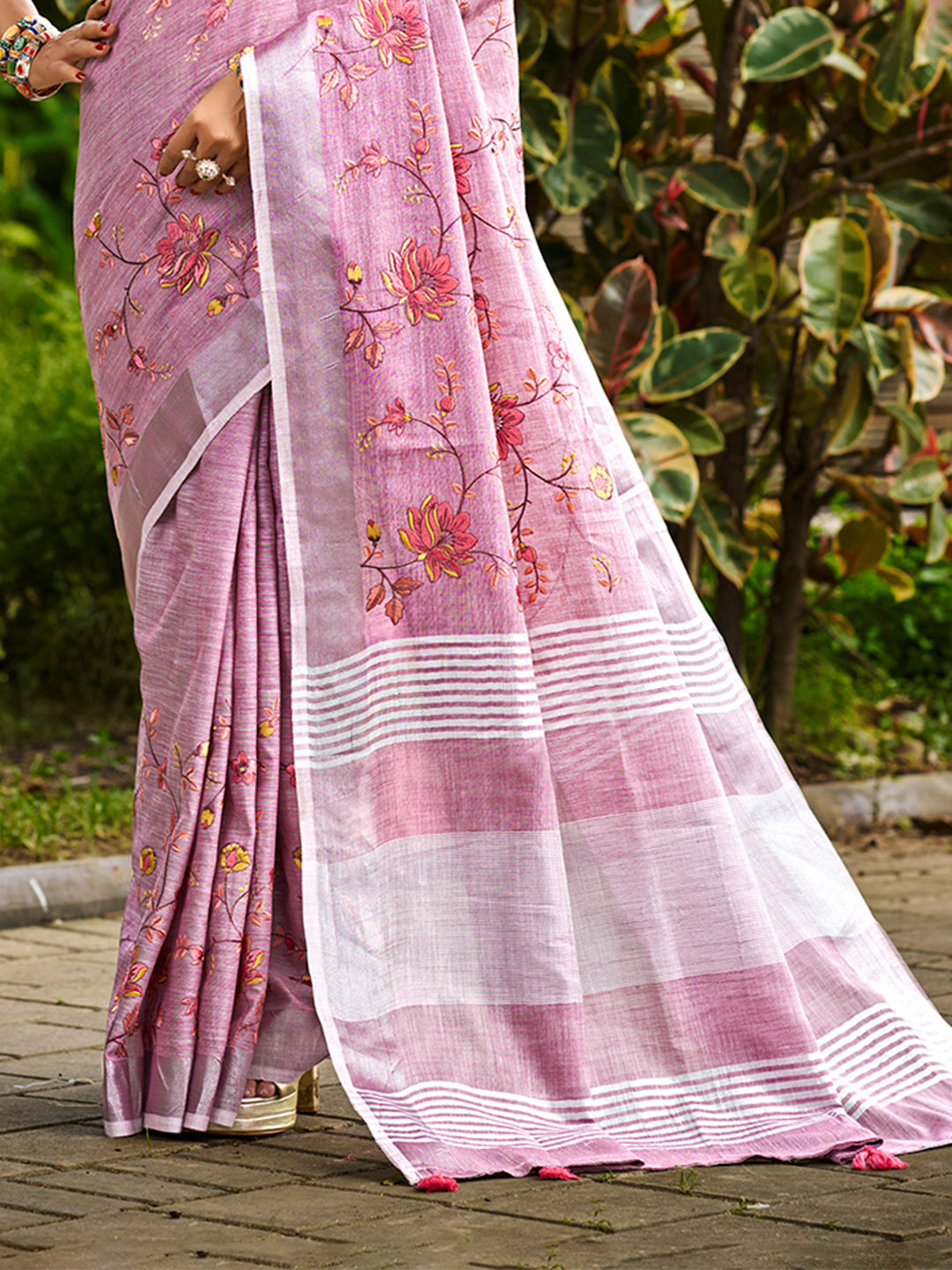 Sangam Prints Onion Pink Linen Woven Work Traditional Saree - Distacart