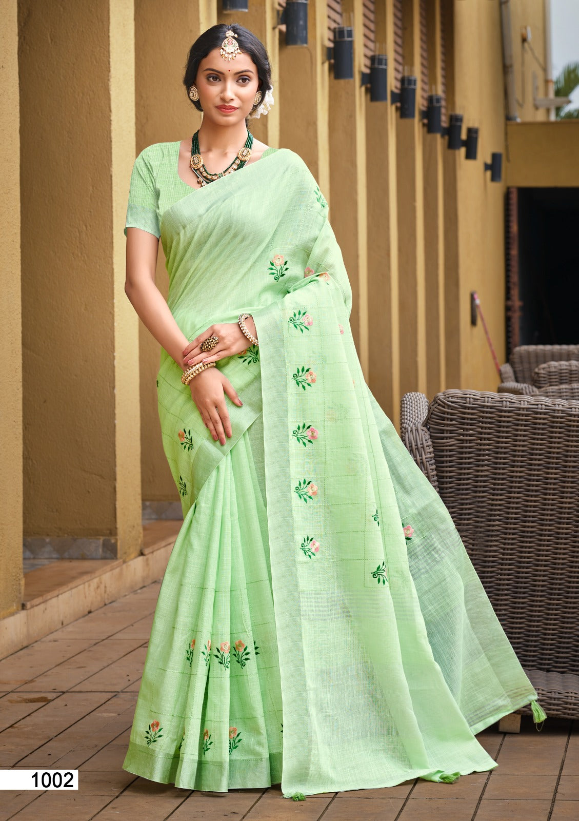 Prazu Fashion Mint Green Linen Cotton Weaving Wedding Wear Saree