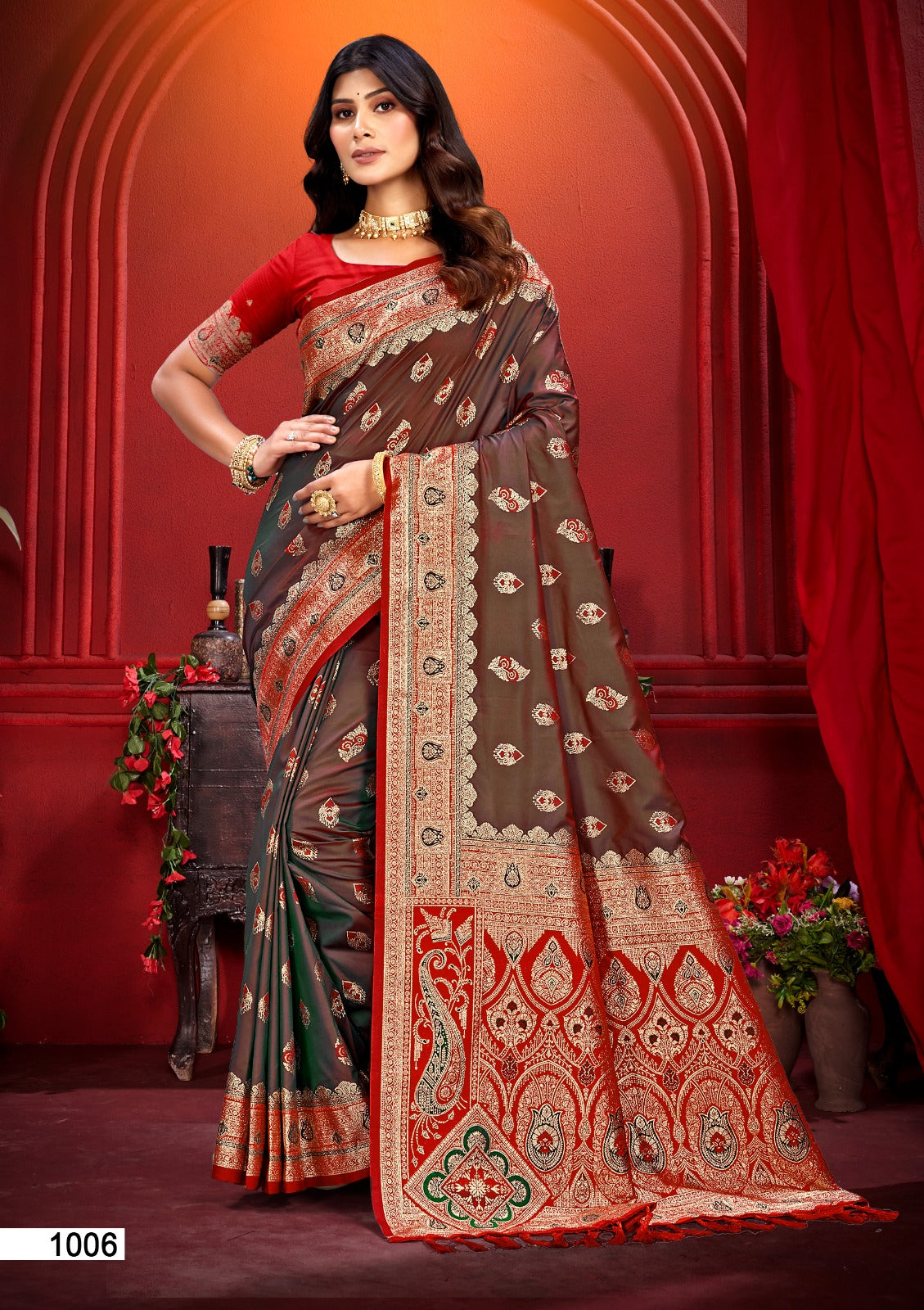 Prazu Fashion Brown And Red Silk Weaving Wedding Wear Saree