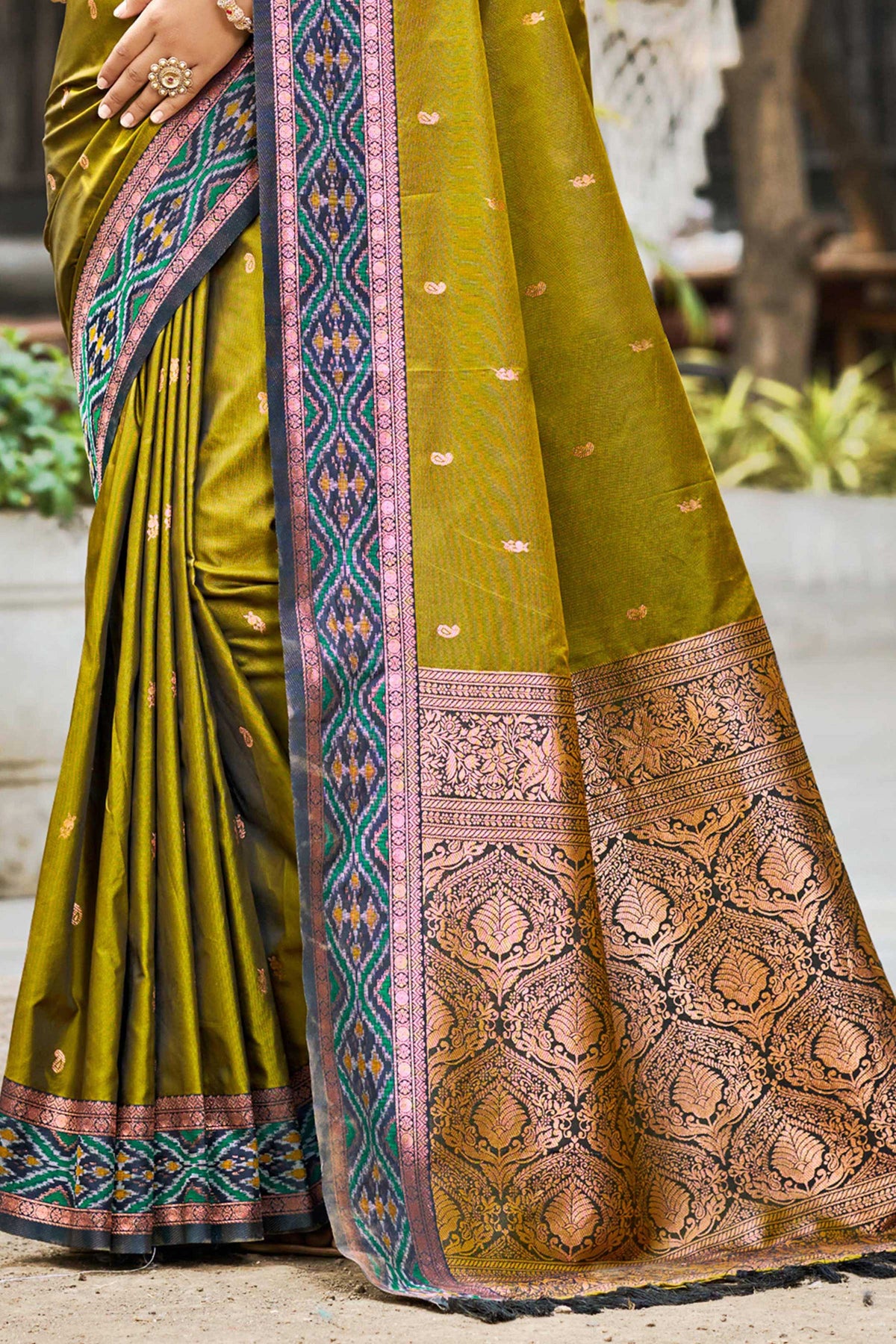 Sangam Prints Olive Green Soft Silk Woven Work Traditional Saree - Dista