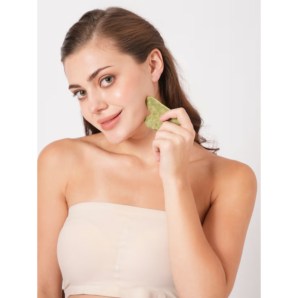 BUNGALOW BEAUTY Green Jade Gua Sha Facial Massage Tool - Dista