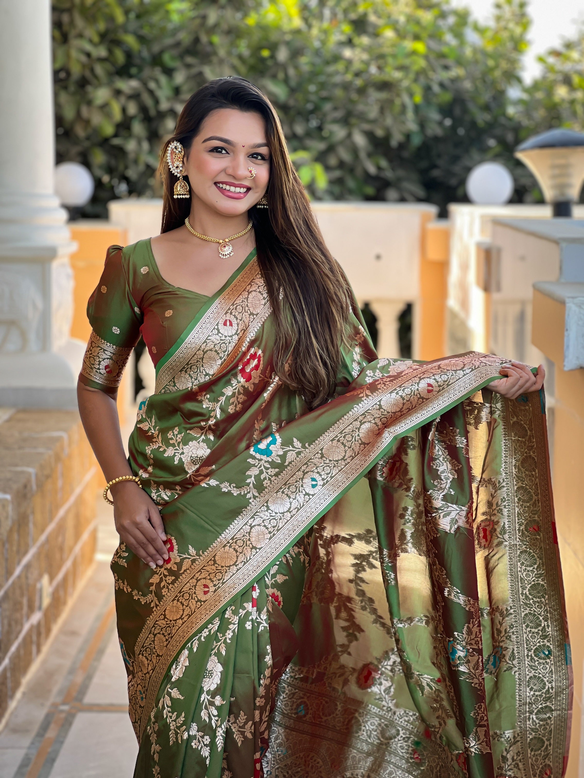 Vedant Vastram Soft Litchi Silk Banarasi Silk Jacquard Saree - Mahendi - Distacart