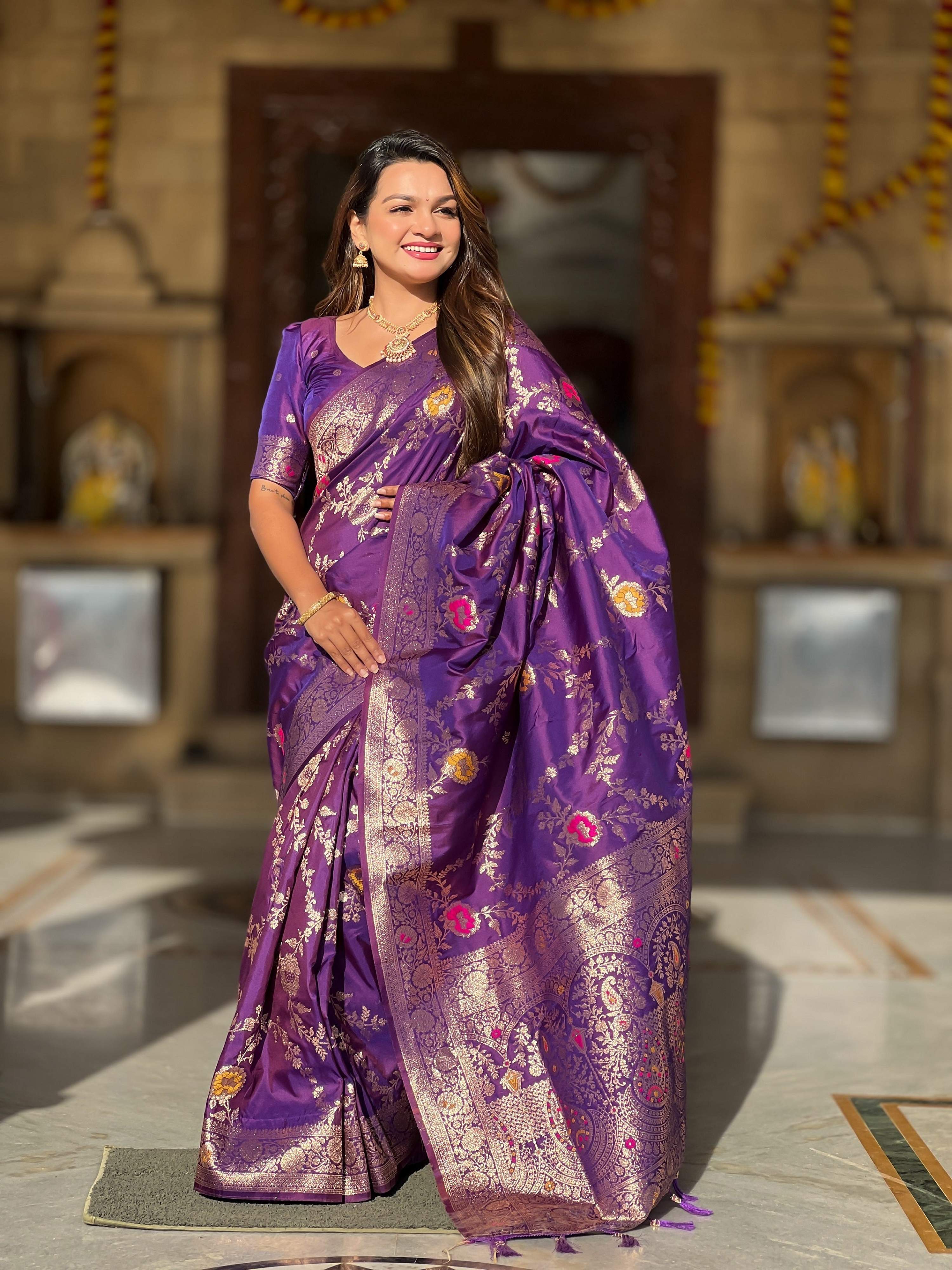 Vedant Vastram Soft Litchi Silk Banarasi Silk Jacquard Saree - Wine - Dista