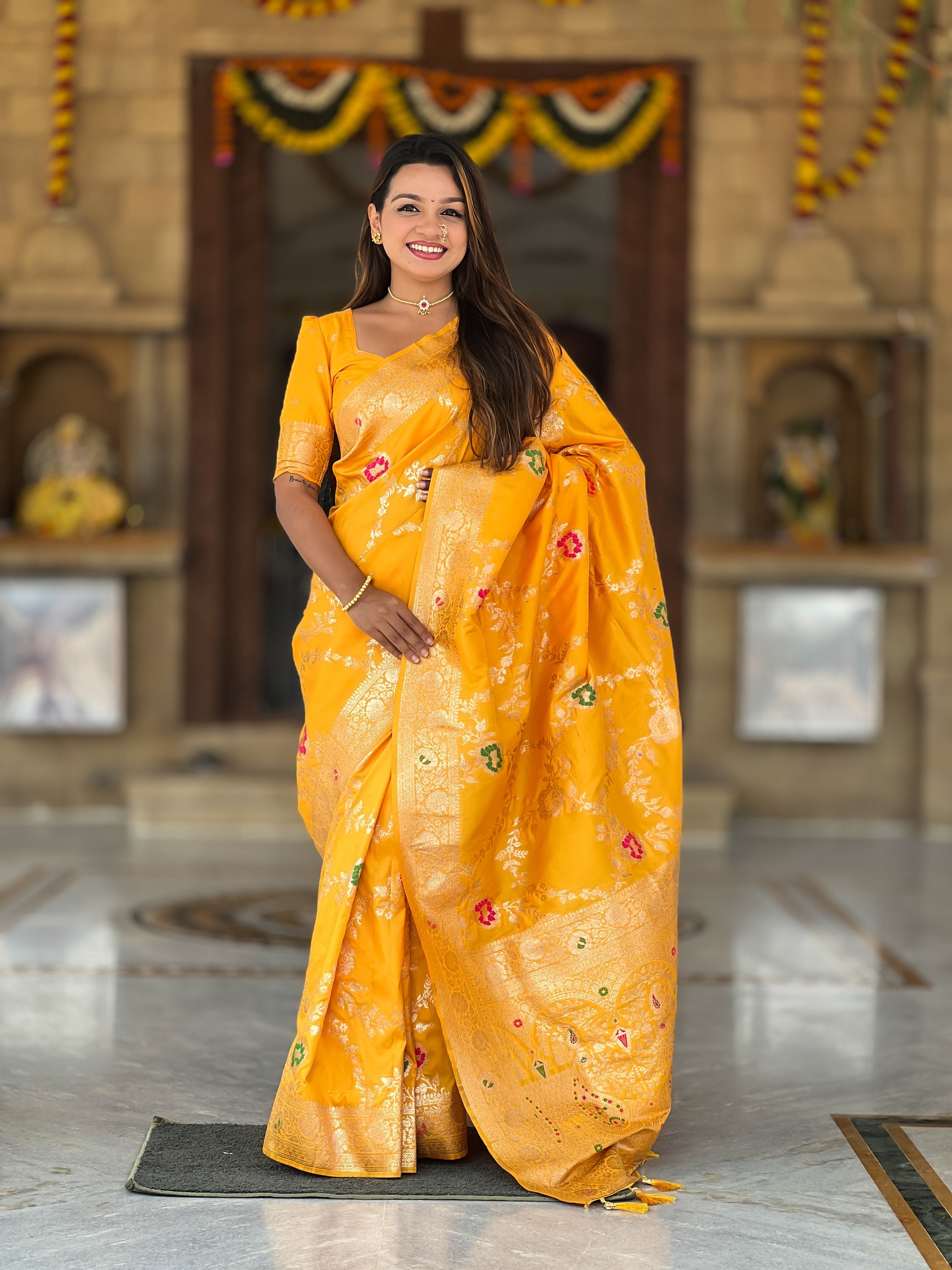 Vedant Vastram Soft Litchi Silk Banarasi Silk Jacquard Saree - Yellow - Dista