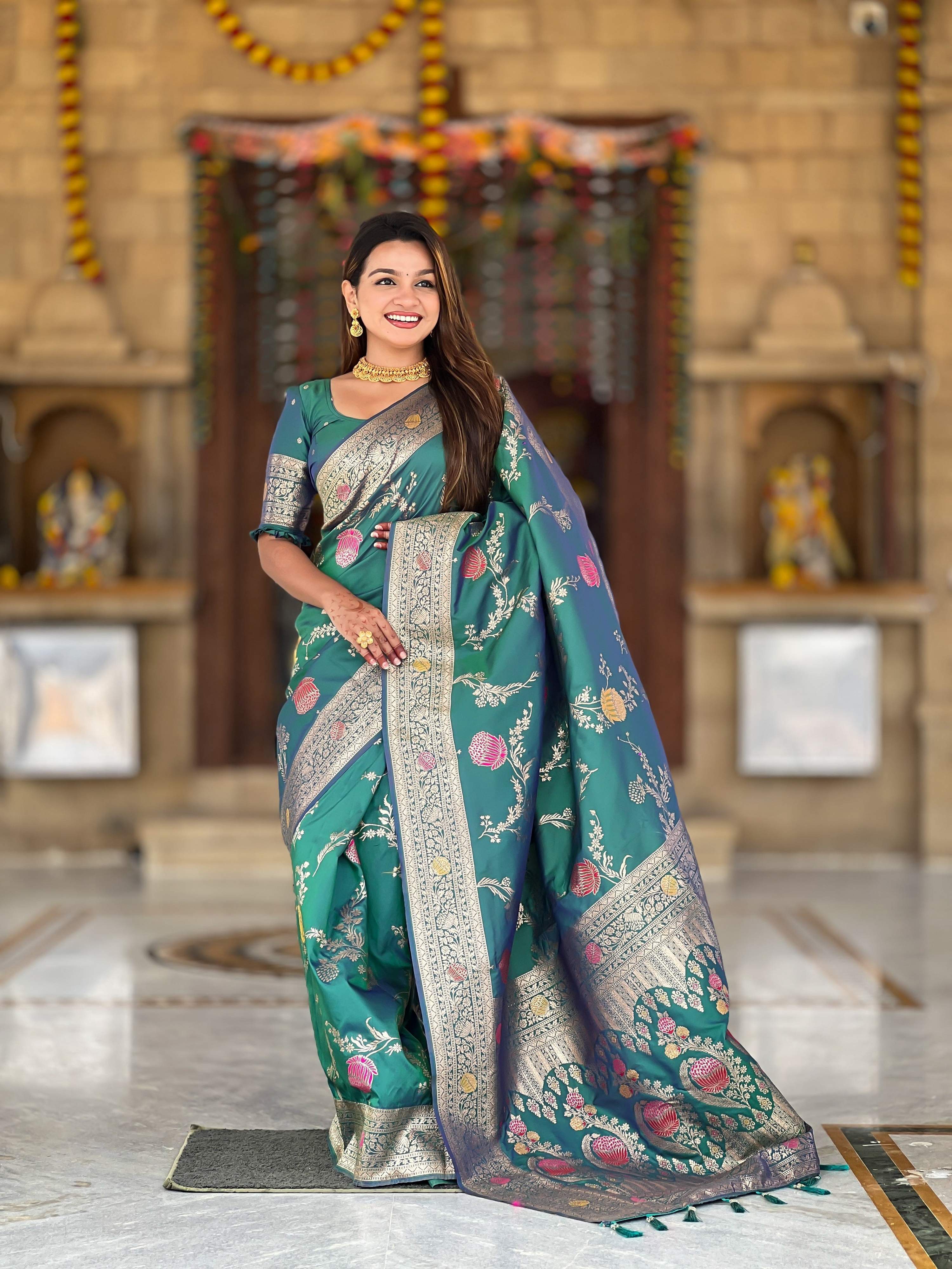 Vedant Vastram Soft Litchi Silk Banarasi Silk Jacquard Saree - Aqua - Dista