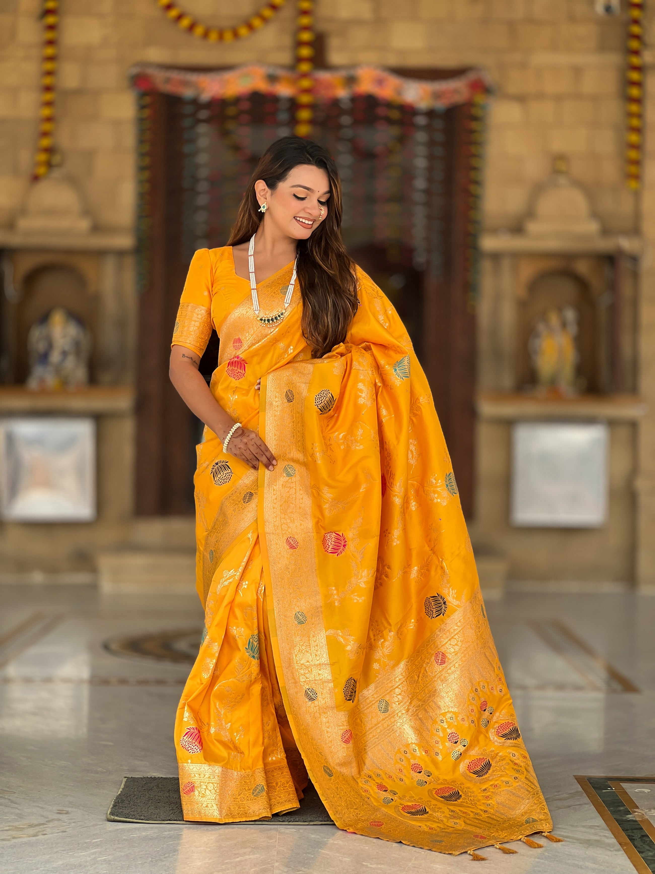 Vedant Vastram Soft Litchi Silk Banarasi Silk Jacquard Saree - Yellow - Dista