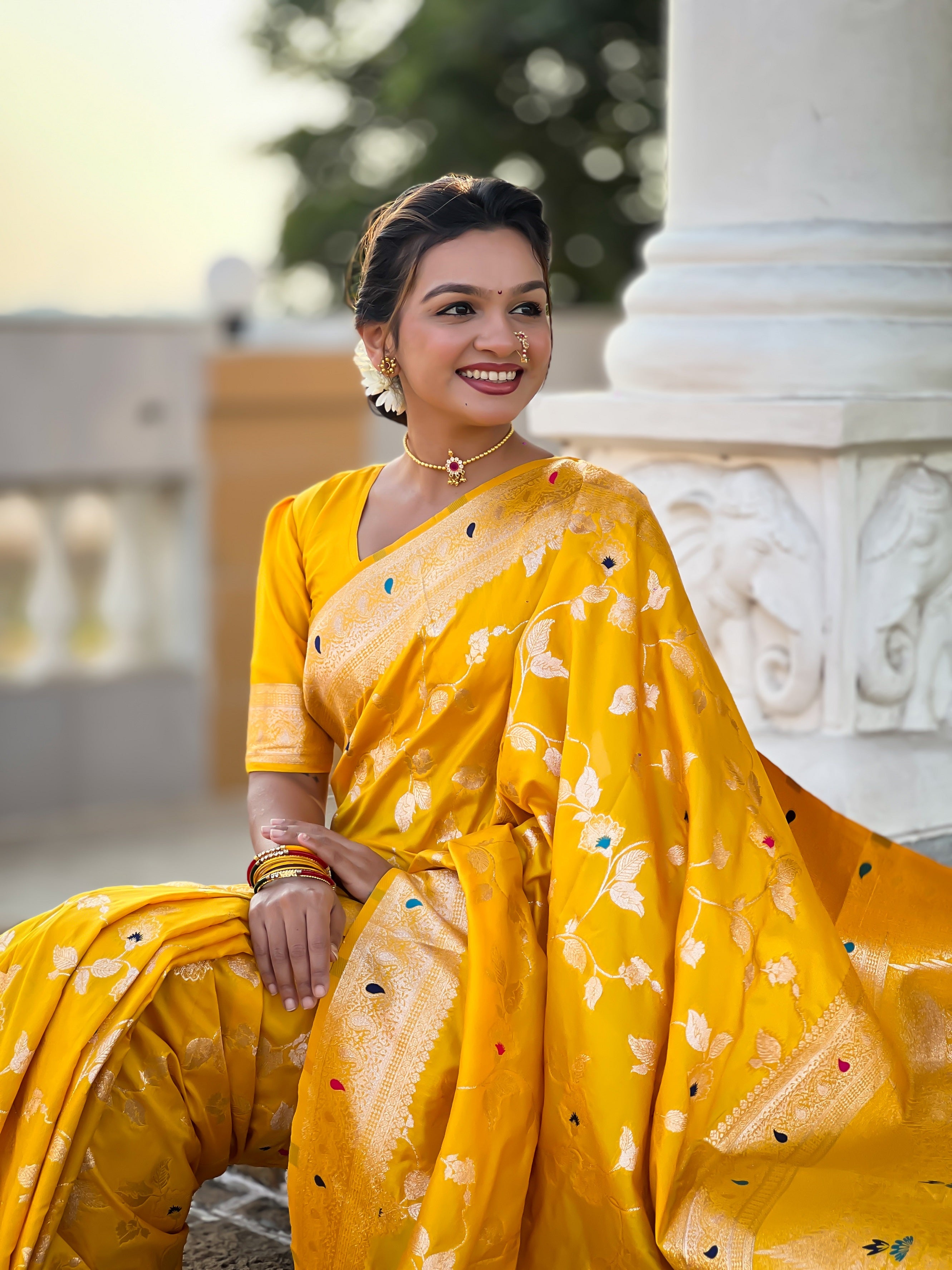 Vedant Vastram Soft Litchi Silk Banarasi Silk Jacquard Saree - Yellow - Dista