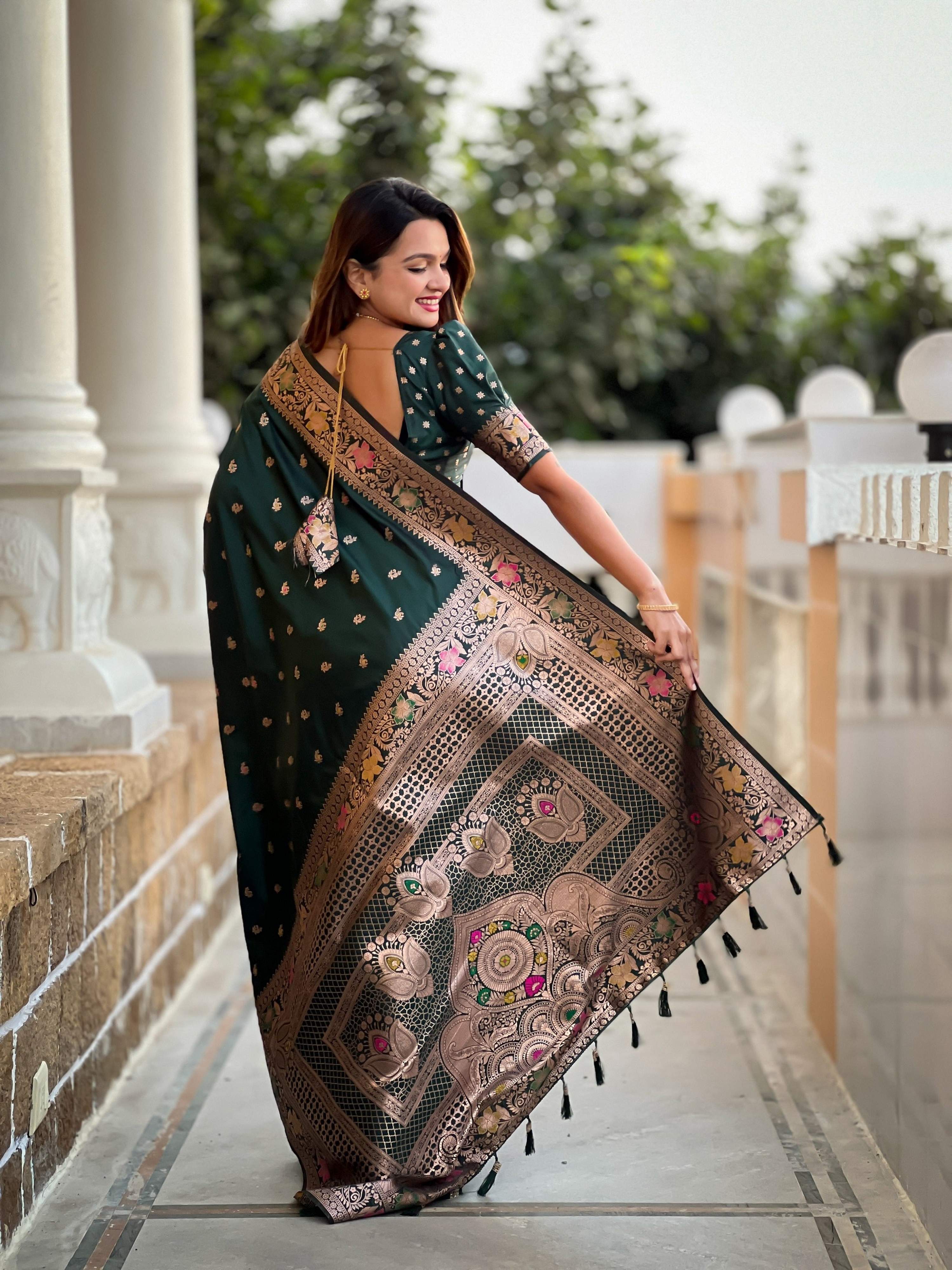 Vedant Vastram Soft Litchi Silk Banarasi Silk Jacquard Saree - Green - Dista
