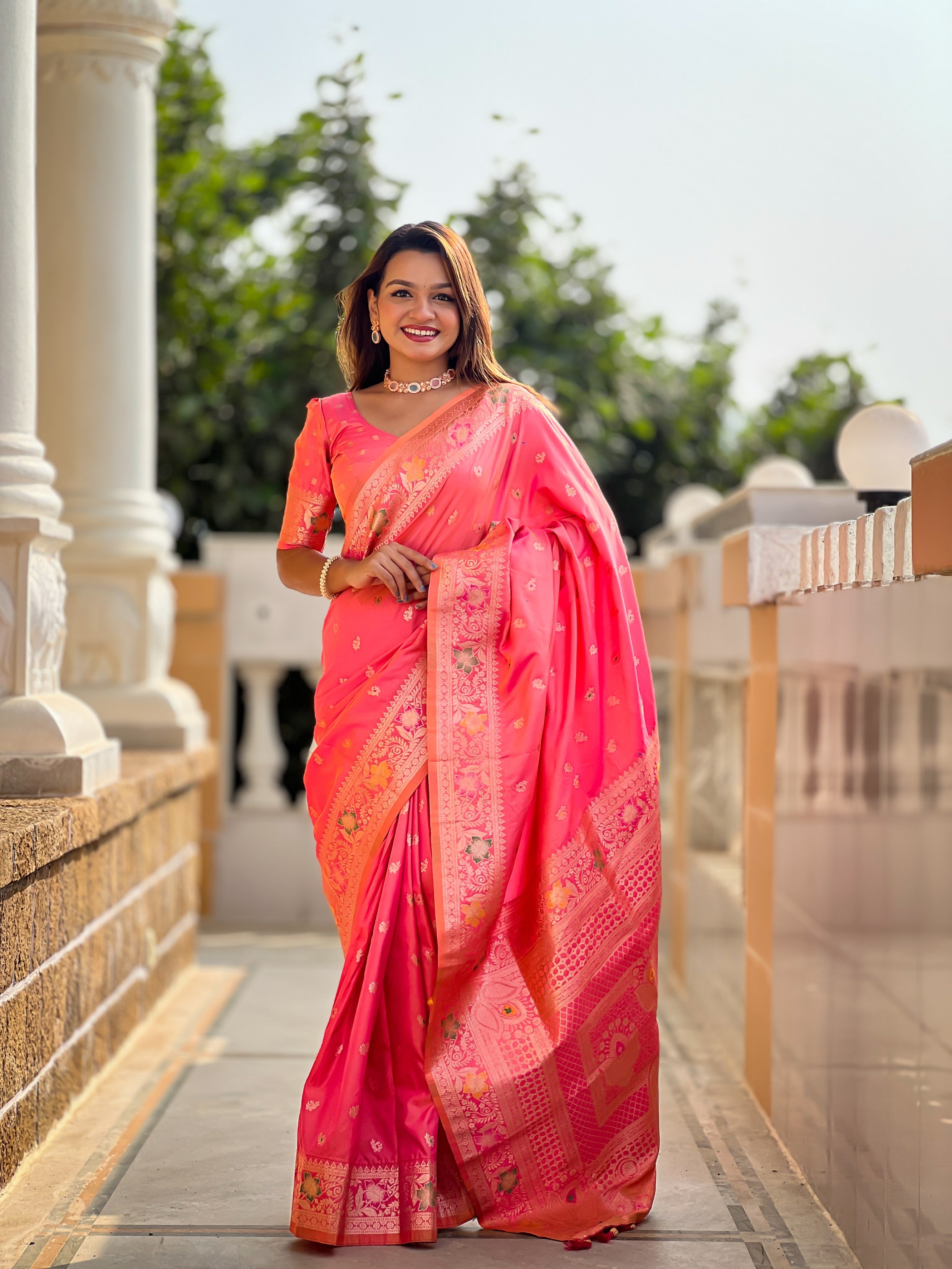 Vedant Vastram Soft Litchi Silk Banarasi Silk Jacquard Saree - Gajri - Dista