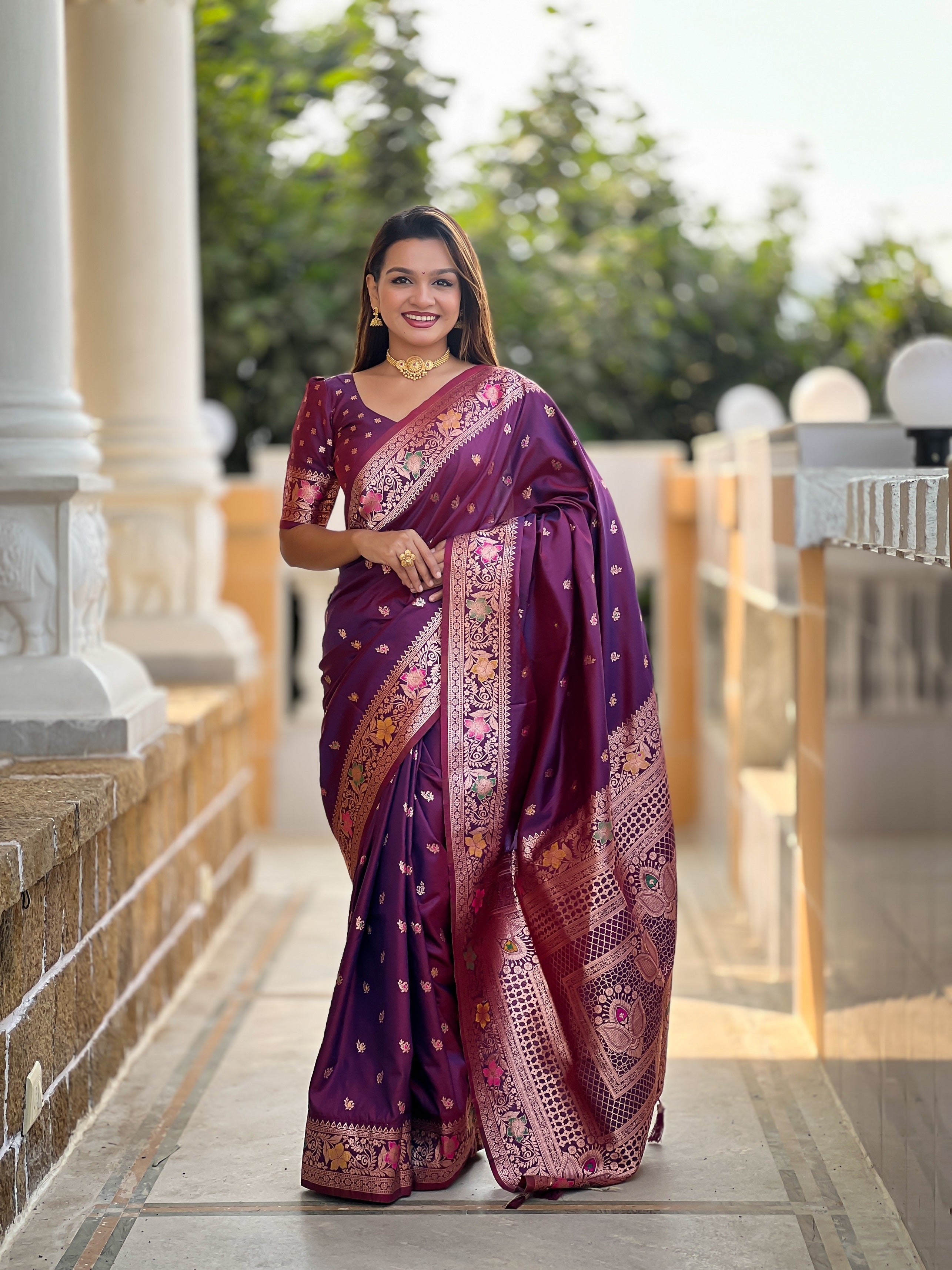 Vedant Vastram Soft Litchi Silk Banarasi Silk Jacquard Saree - Wine - Dista