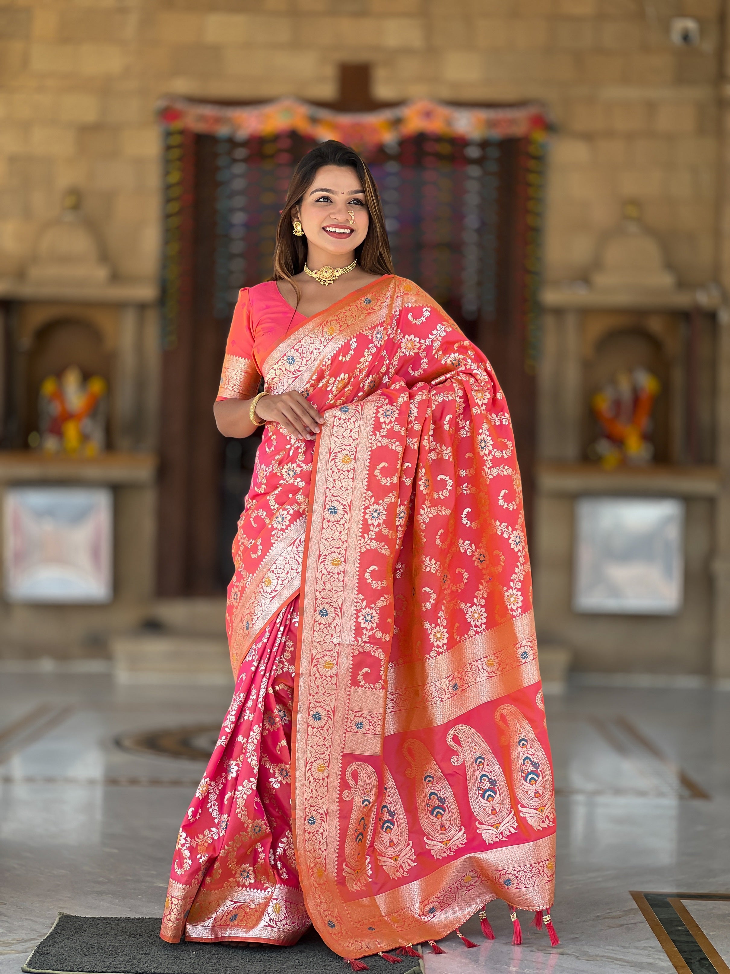 Vedant Vastram Soft Litchi Silk Banarasi Silk Jacquard Saree - Gajri - Dista