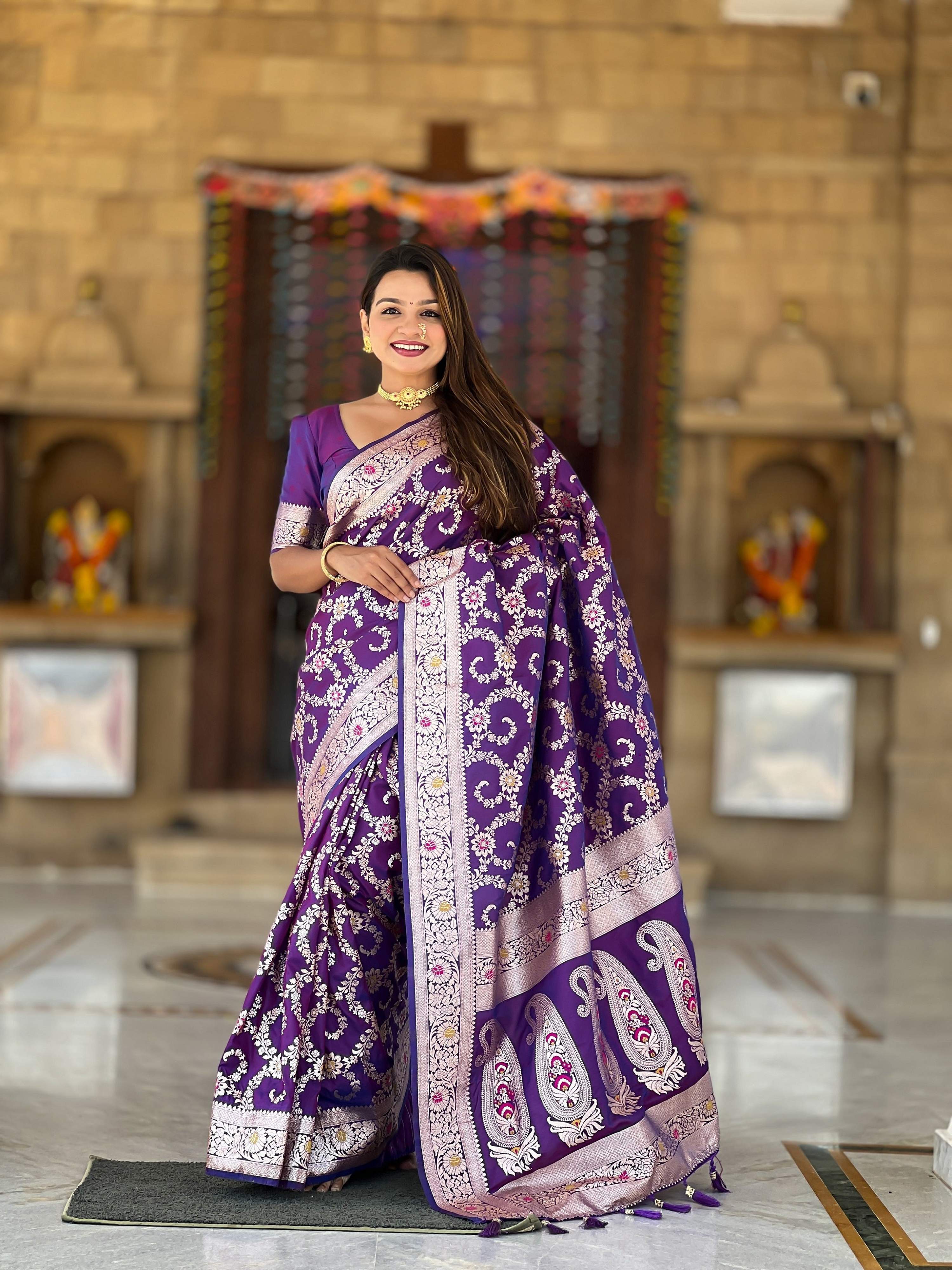 Vedant Vastram Soft Litchi Silk Banarasi Silk Jacquard Saree - Violet - Dista