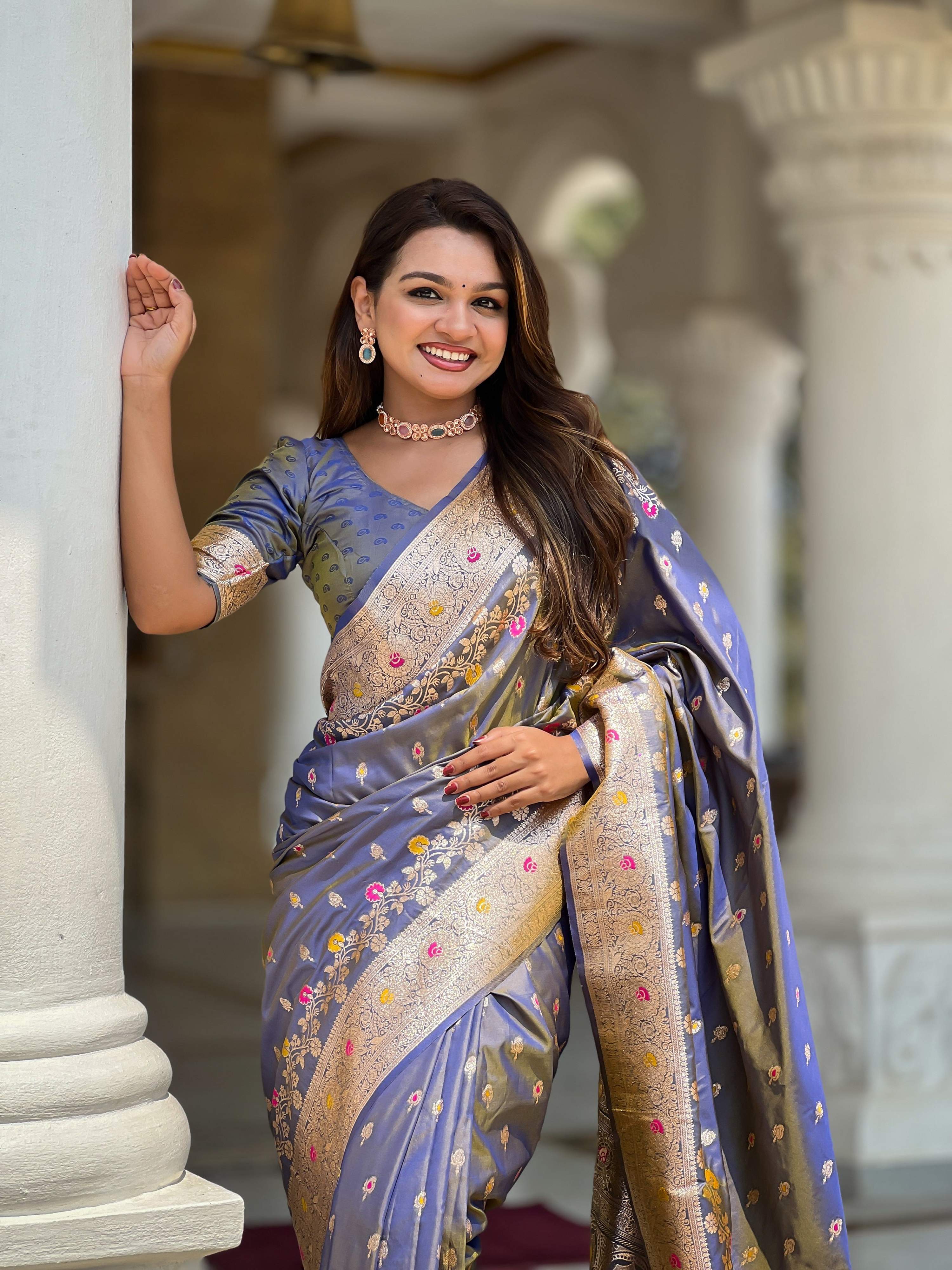Vedant Vastram Soft Litchi Silk Banarasi Silk Jacquard Saree - Grey - Dista
