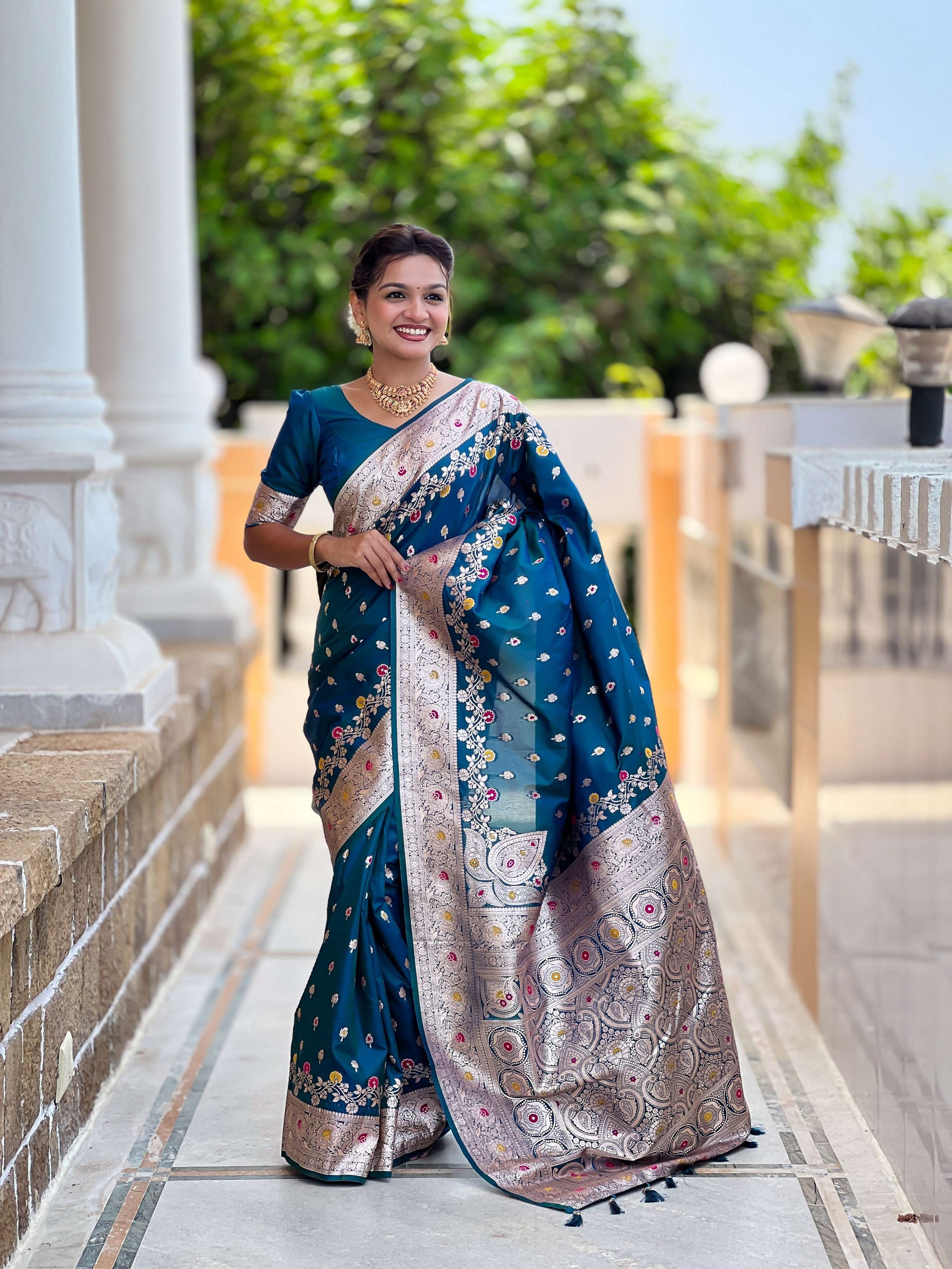 Vedant Vastram Soft Litchi Silk Banarasi Silk Jacquard Saree - Morpich - Dista