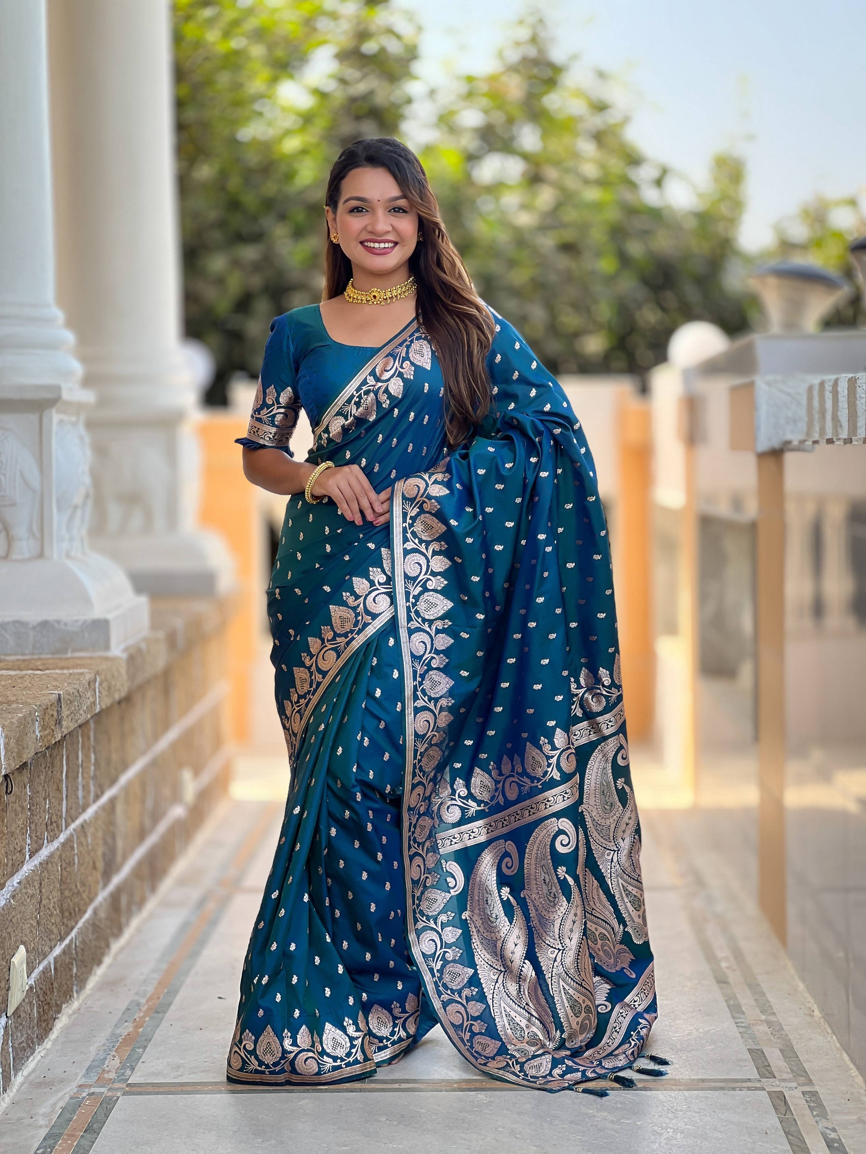 Vedant Vastram Soft Litchi Silk Banarasi Silk Jacquard Saree - Morpich - Dista