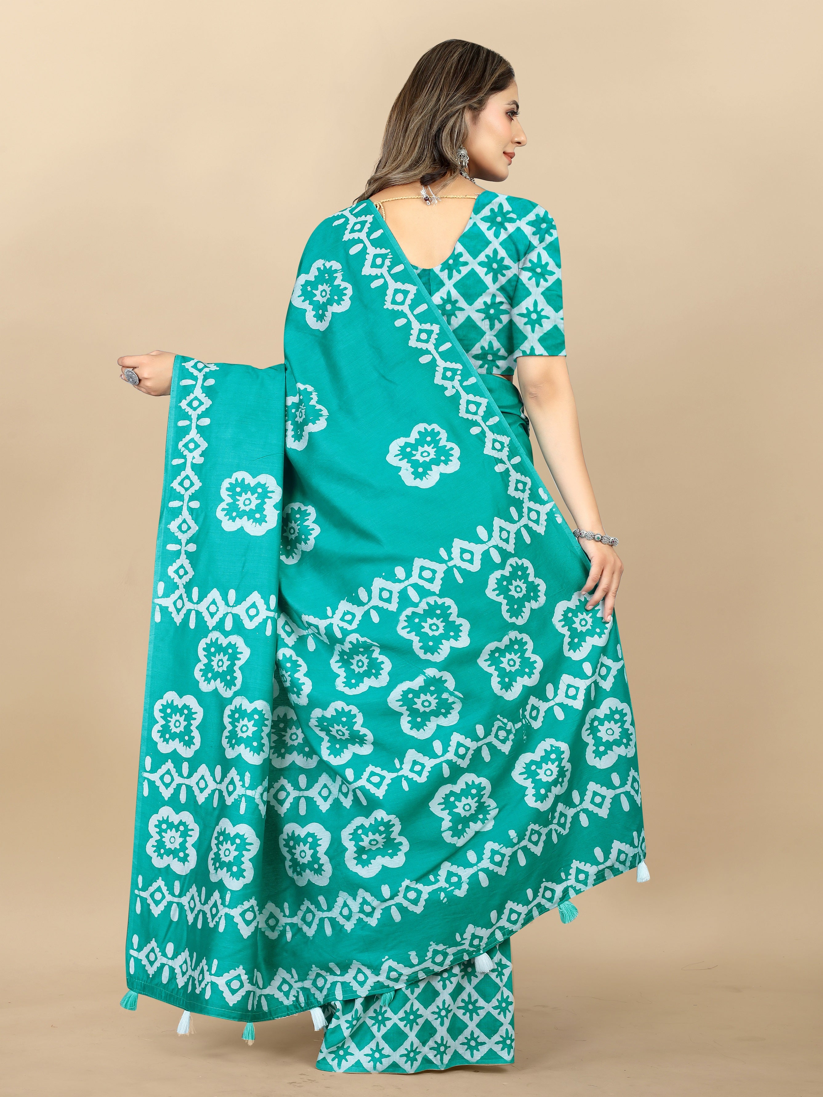 Vedant Vastram Designer Digital Print Batik Saree - Rama - Distacart