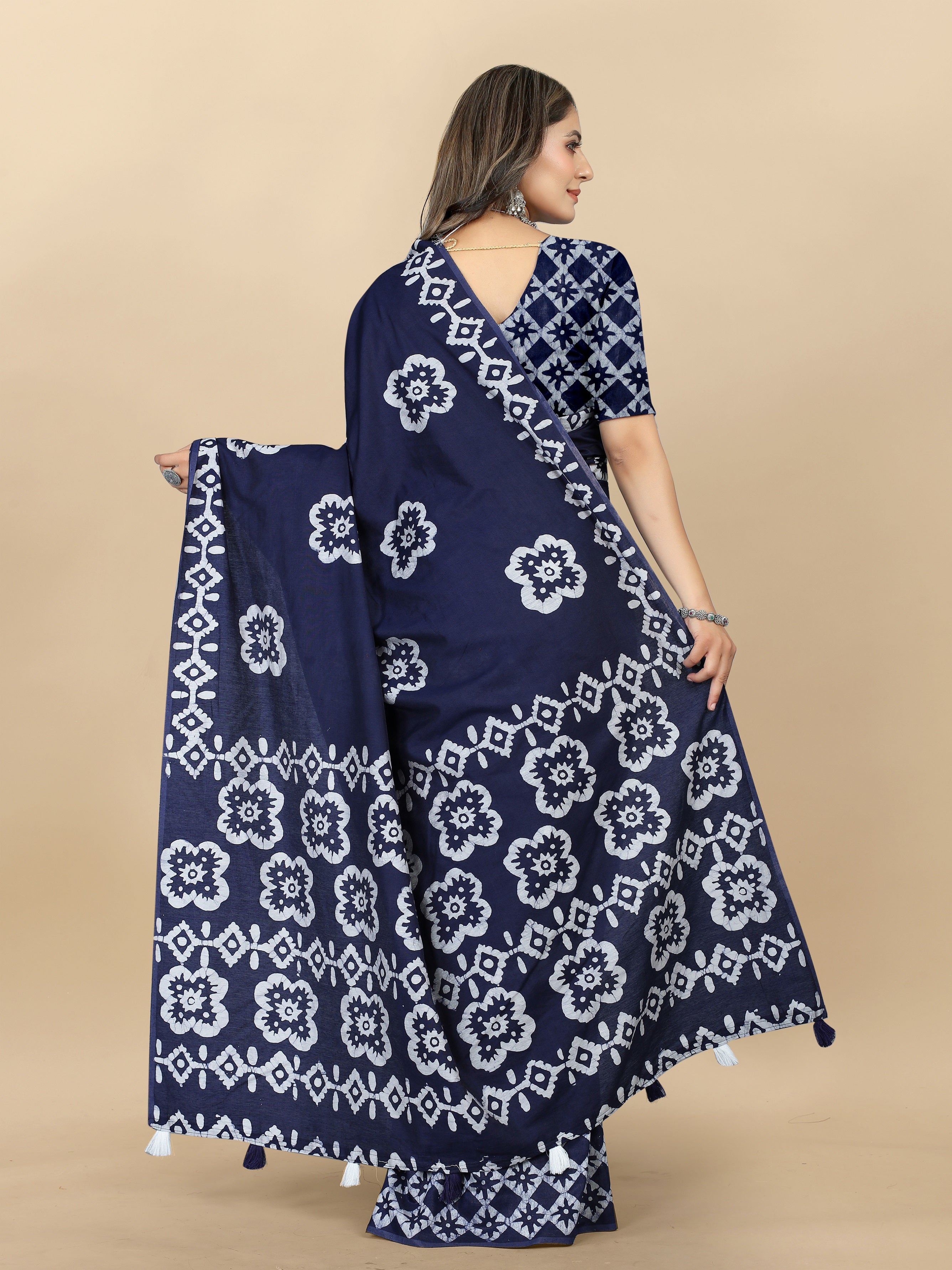 Vedant Vastram Designer Digital Print Batik Saree - Navy Blue - Distacart