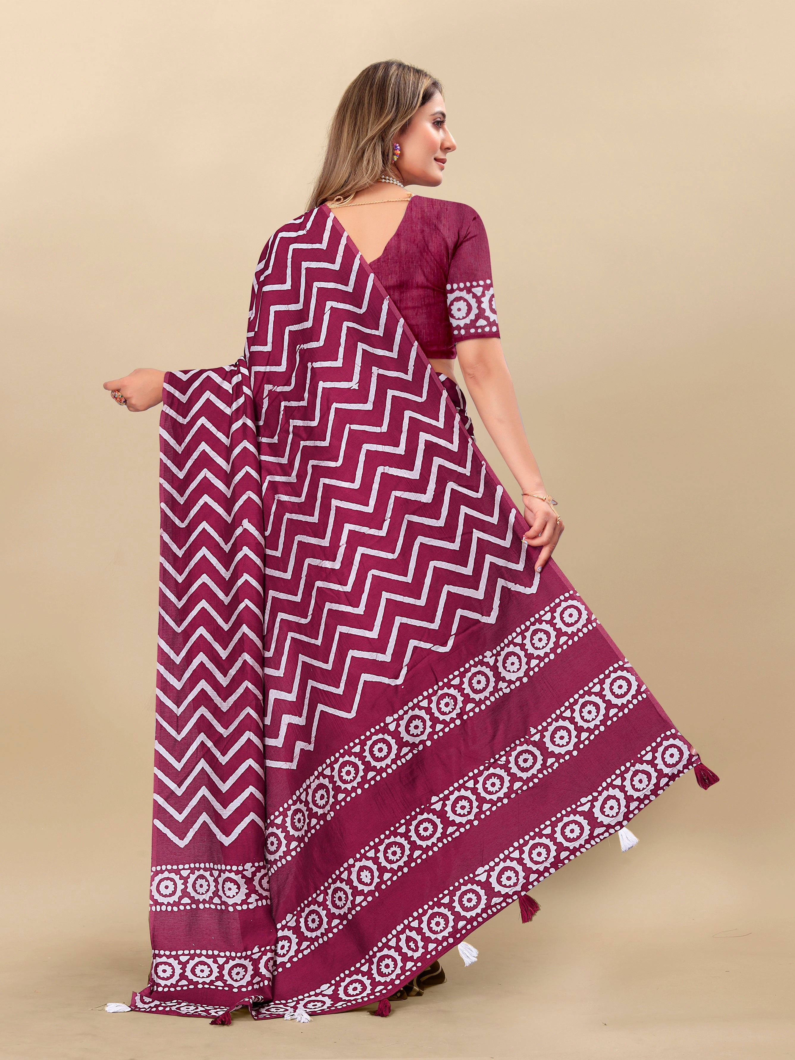 Vedant Vastram Designer Digital Print Batik Saree - Wine - Distacart