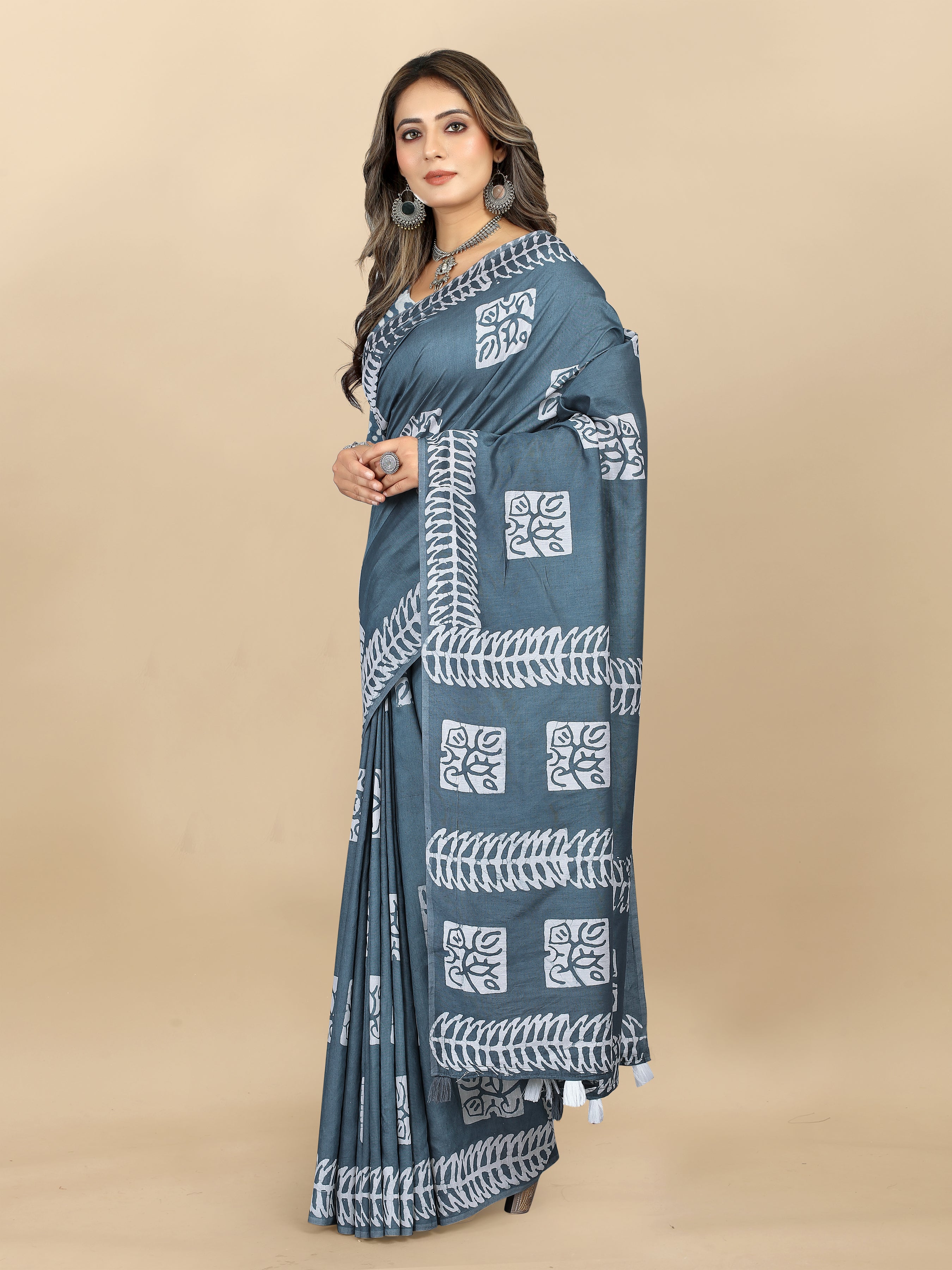 Vedant Vastram Designer Digital Print Batik Saree - Grey - Distacart