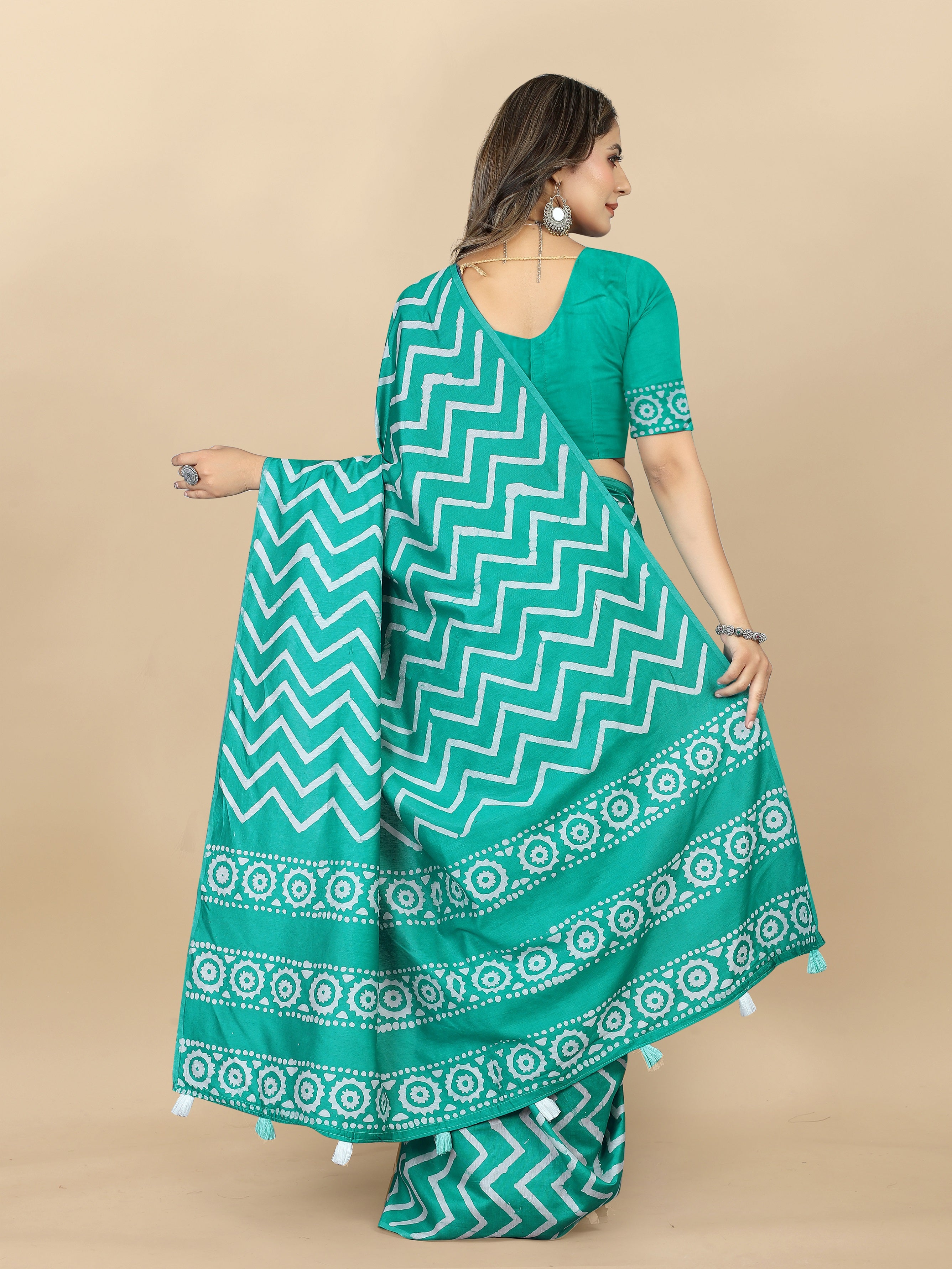 Vedant Vastram Designer Digital Print Batik Saree - Rama - Distacart