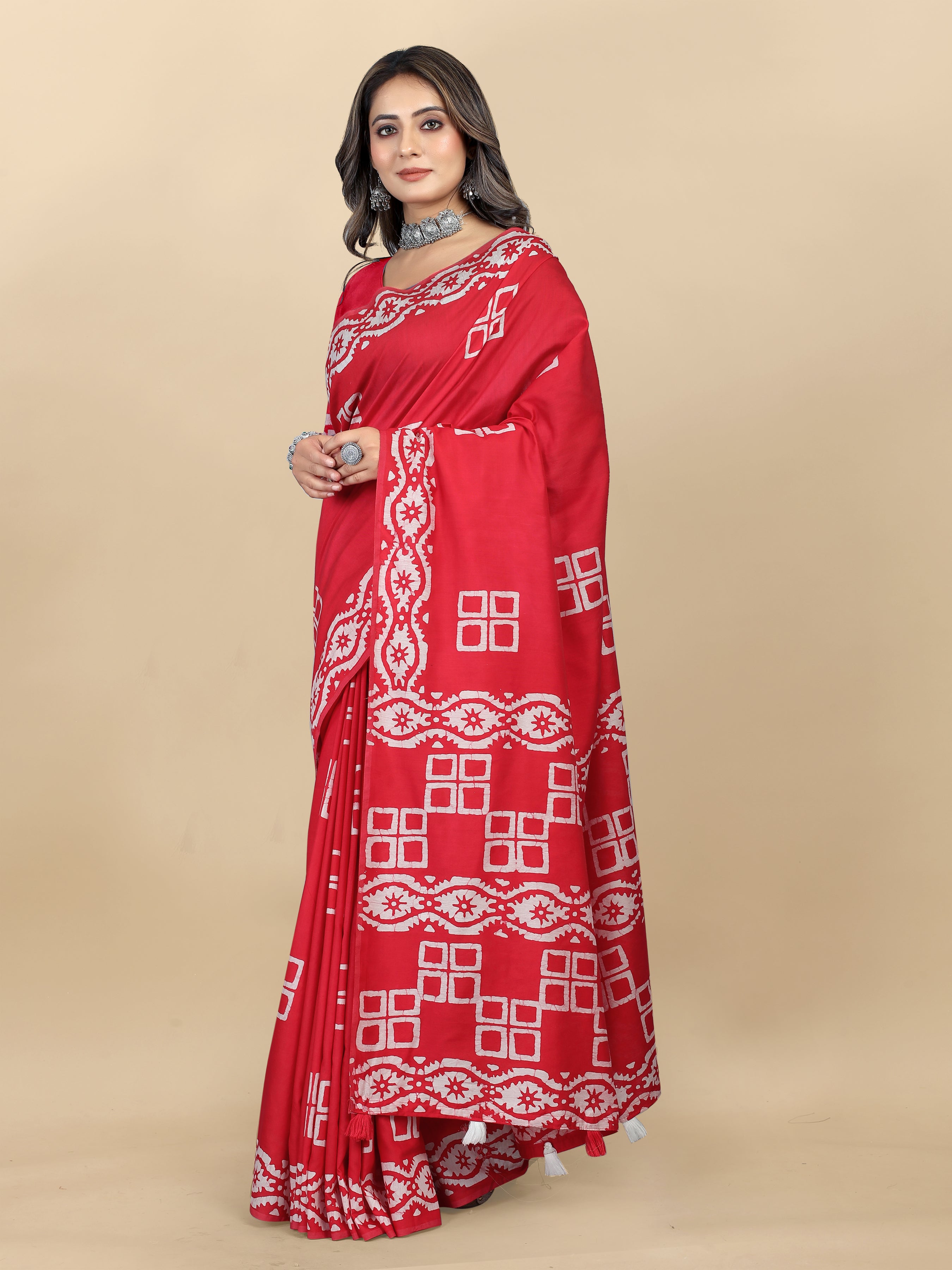Vedant Vastram Designer Digital Print Batik Saree - Red - Distacart
