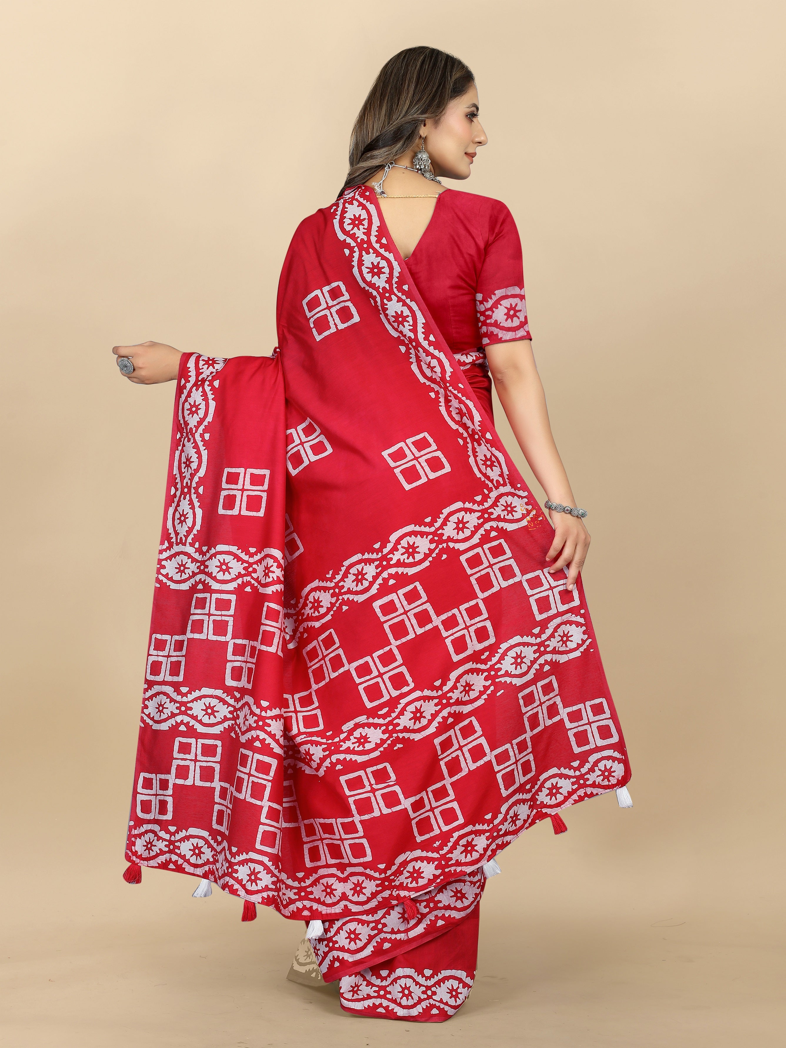 Vedant Vastram Designer Digital Print Batik Saree - Red - Distacart