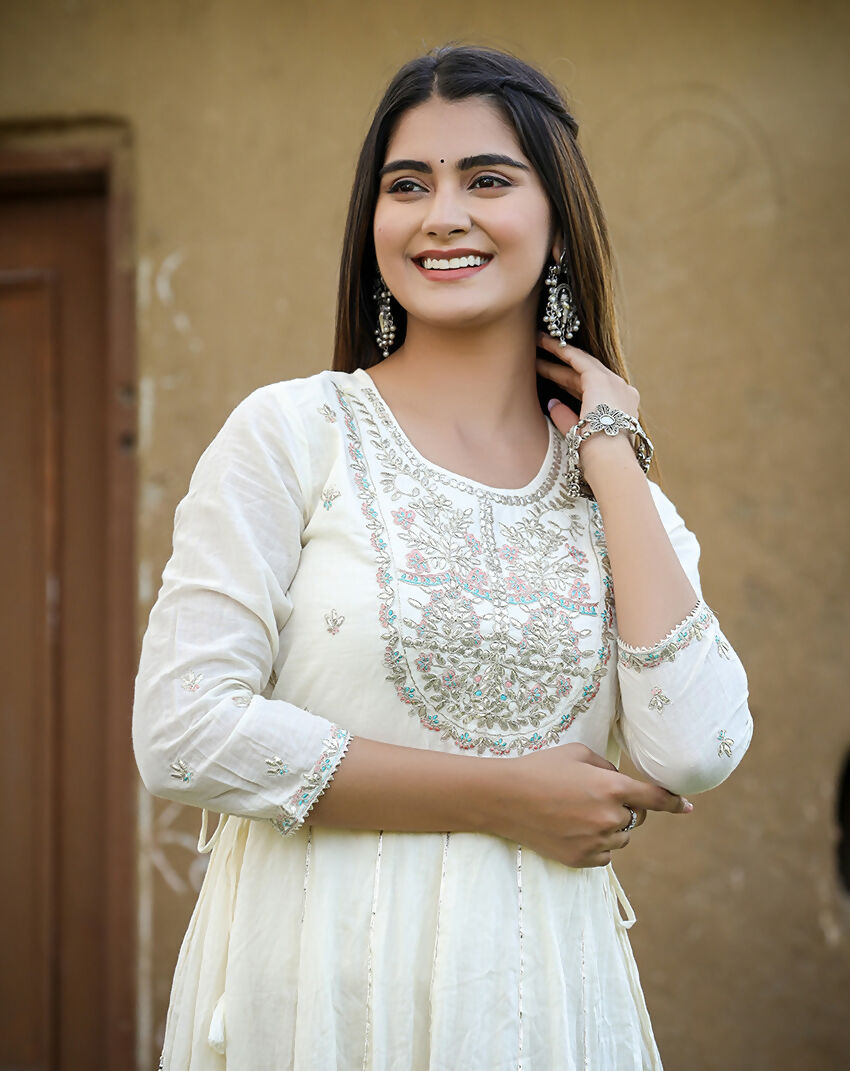 Kaajh Women's White Floral Embroidered Cotton Ethnic Dress - Distacart