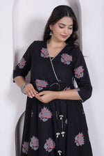Thumbnail for Miravan Womens Cotton Floral Print Anarkali Kurta-Black - Dista