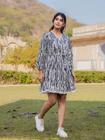 Thumbnail for Yufta Black And White Pure Cotton Tie Dye Less Border Tassels Were Dress - Distacart