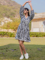 Thumbnail for Yufta Black And White Pure Cotton Tie Dye Less Border Tassels Were Dress - Distacart