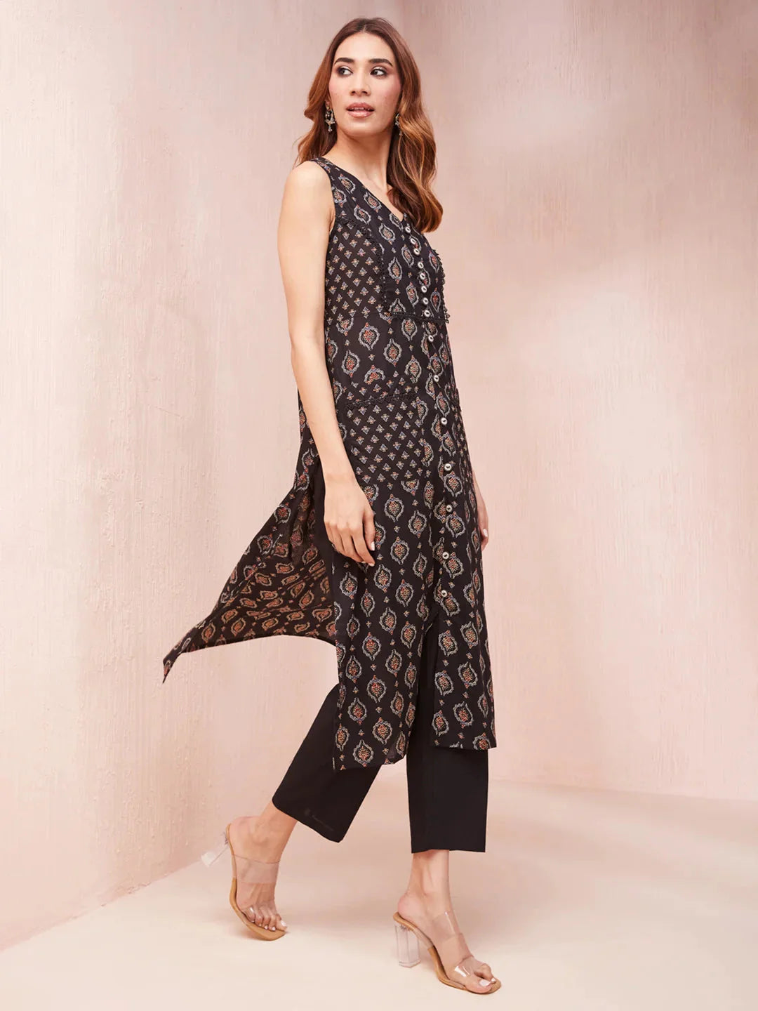 Yufta Black Ethnic Motifs Round Neck Straight Kurta