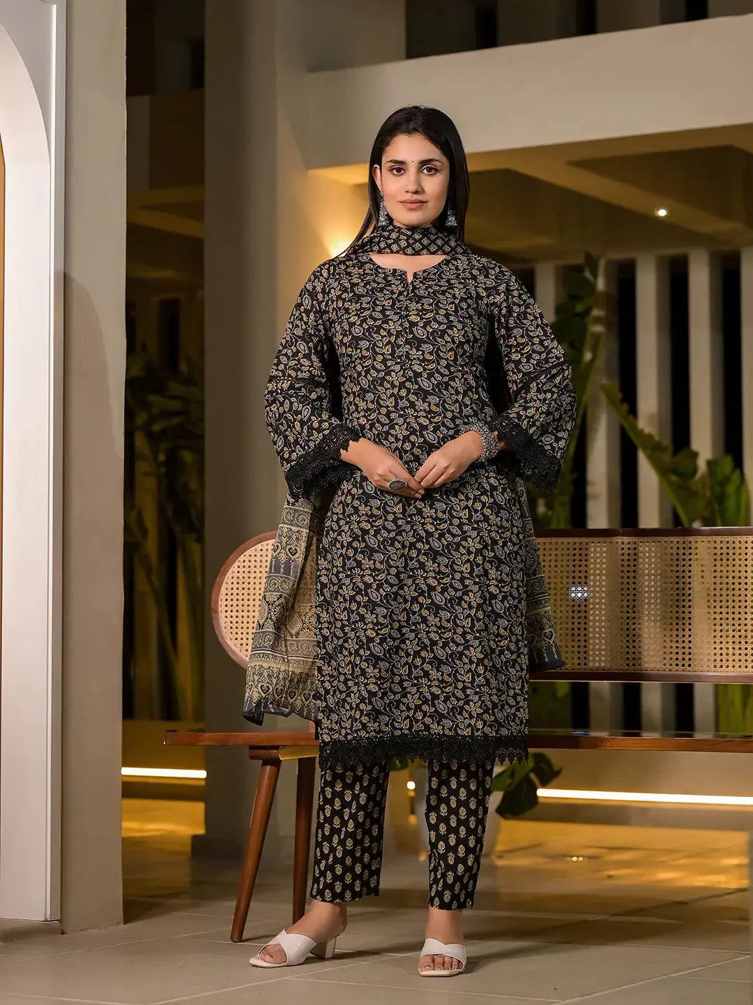 Yufta Black Floral Print Piping On Yoke Pakistani Style Kurta With Trousers And Dupatta Set