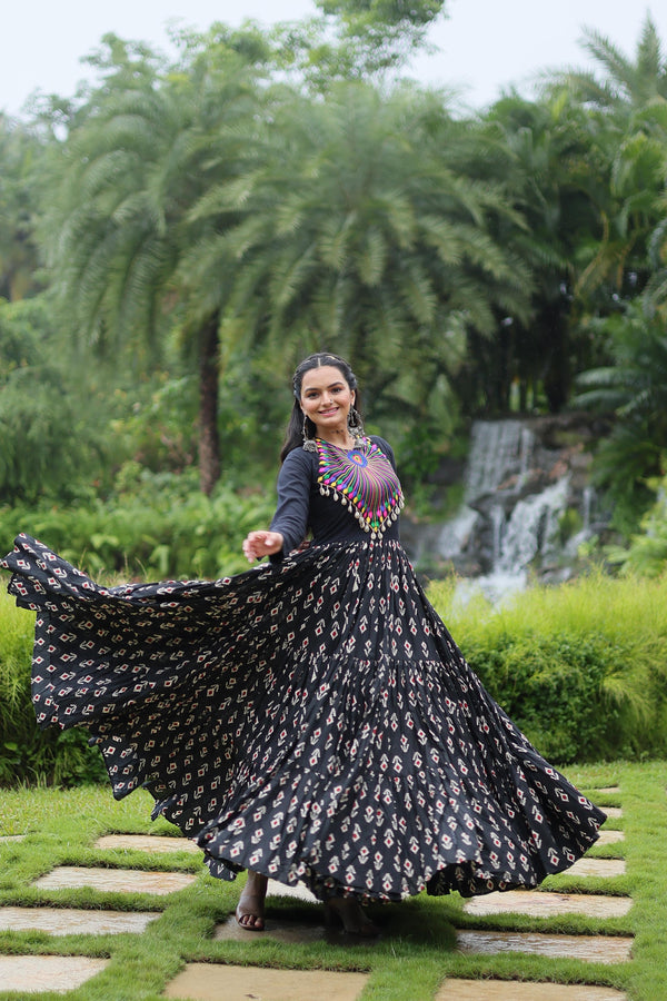 Lorenvalley Black Cotton Printed With Kutchi Gamthi Work and Kodi Lace Gown - Distacart