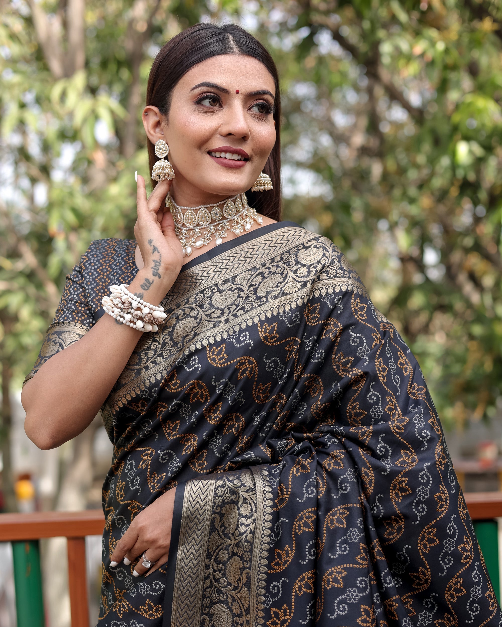 Lorenvalley Premium Bandhej Patola Silk Sarees with kanchi Borders and Contrast Zari Weaving borders Saree - Black - Distacart