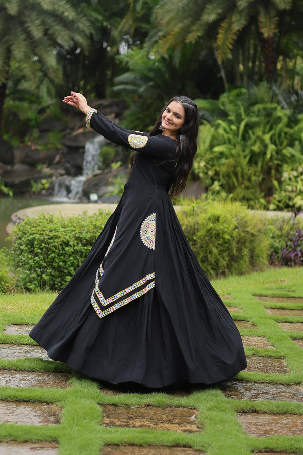 Lorenvalley Black Rayon Fabric With Kutchi Gamthi Lace Gown