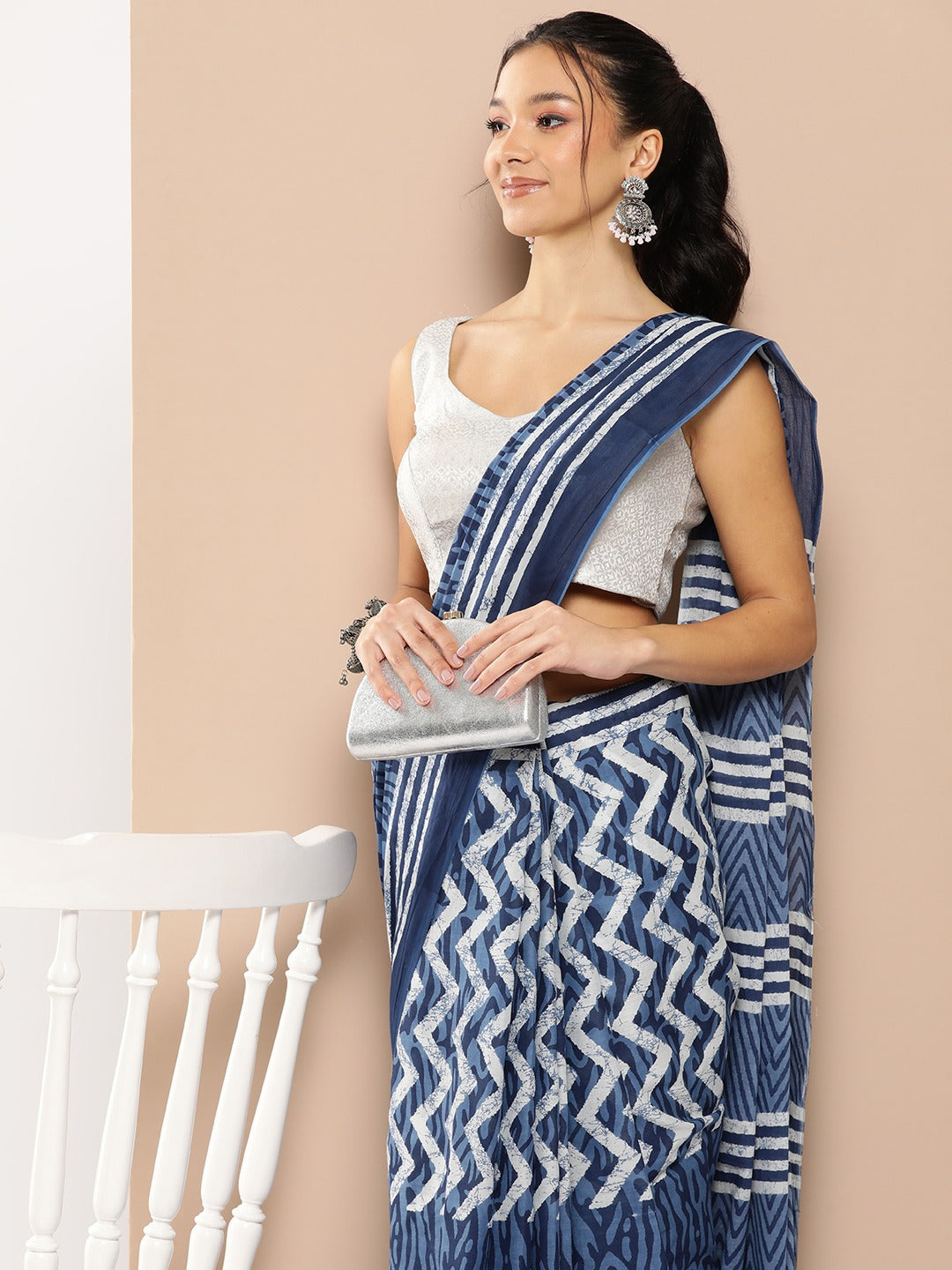 Yufta Blue Chevron Mulmul Cotton Sarees With Unstitched Blouse - Distacart