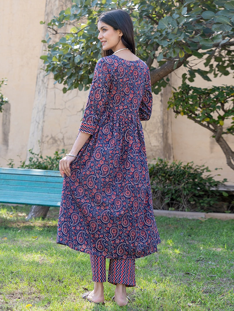 Yufta Blue Cotton Printed gathered kurta Set With Front Slit
