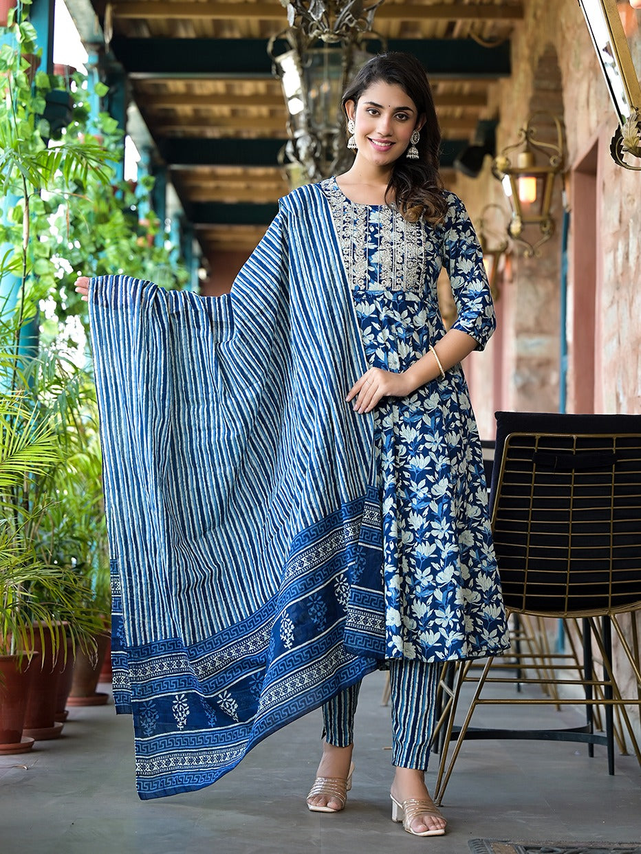 Yufta Blue Floral Dori_Embroidery Kurta Trouser With Dupatta Set - Distacart