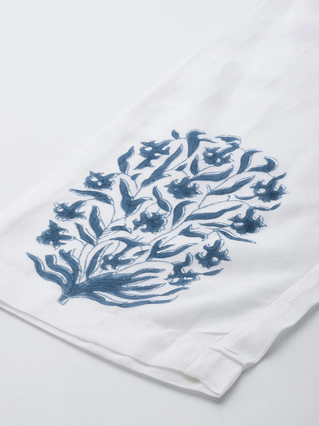 Yufta Blue Paisley Printed Dupatta Set