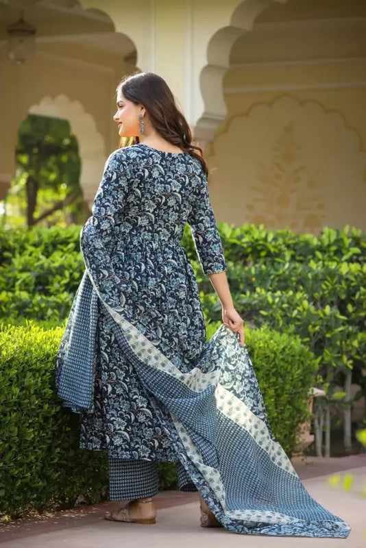 Malishka Women's Printed Blue Cotton Blend Kurta Set With Dupatta - Distacart