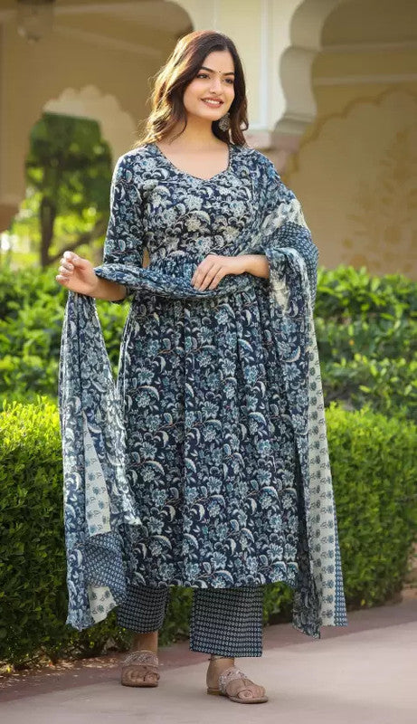 Malishka Women's Printed Blue Cotton Blend Kurta Set With Dupatta - Distacart